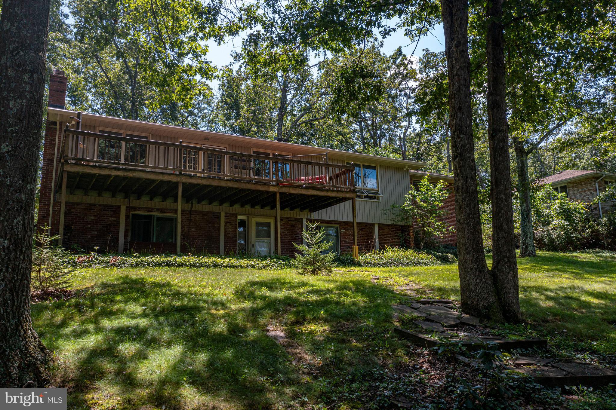 23 SUNSET DRIVE