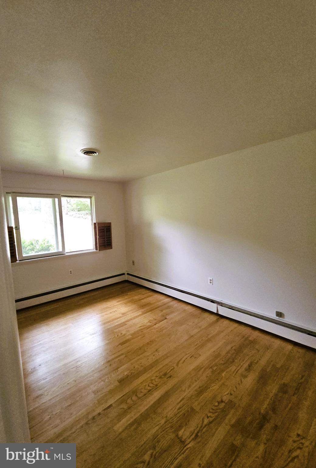 23 SUNSET DRIVE