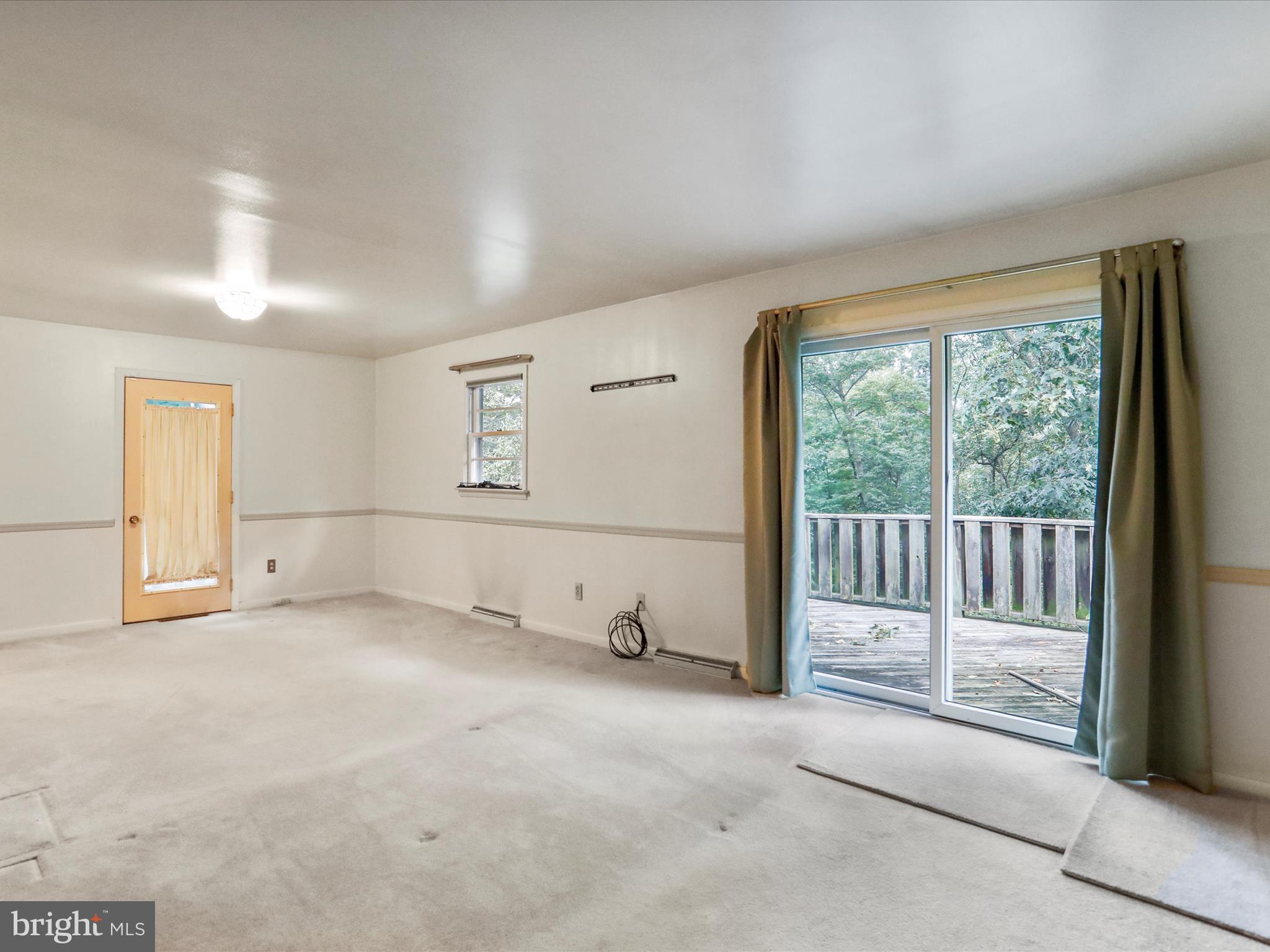 807 VALLEY VIEW DRIVE