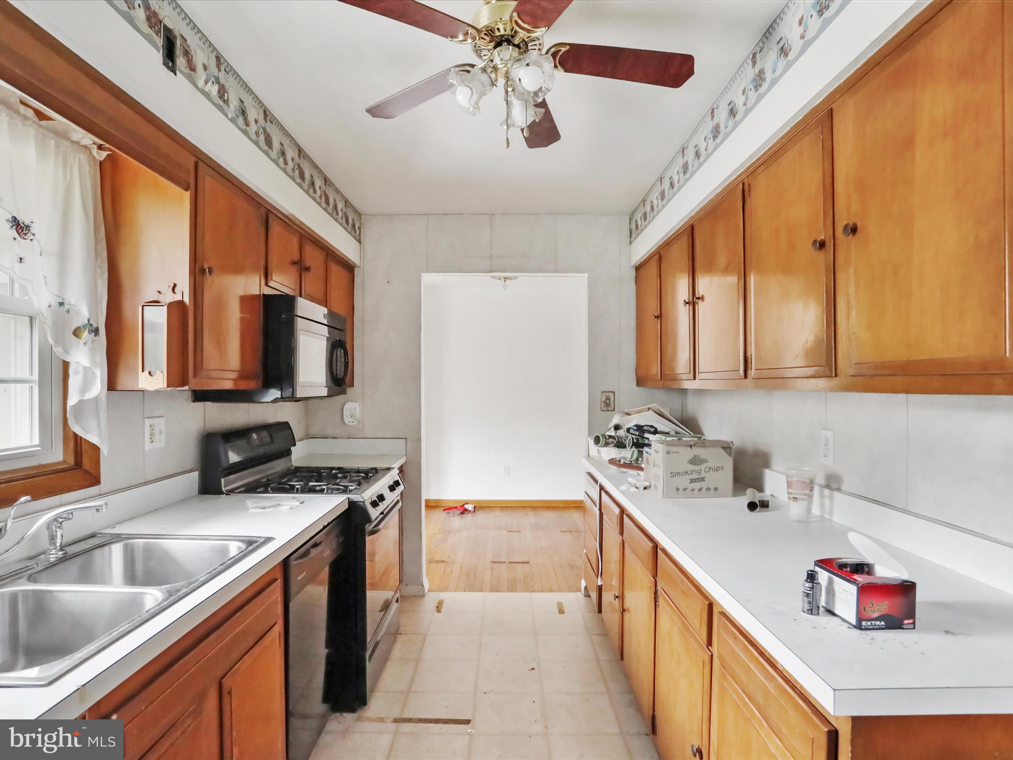 18508 MCMULLEN HIGHWAY SW