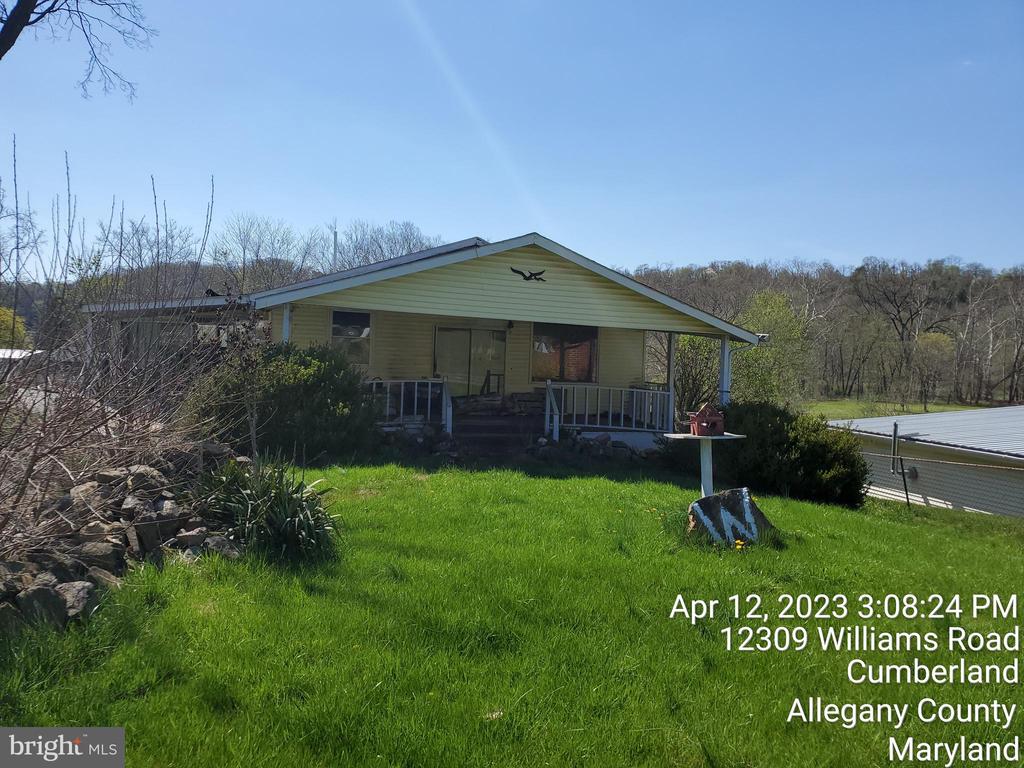 12302 WILLIAMS ROAD SE