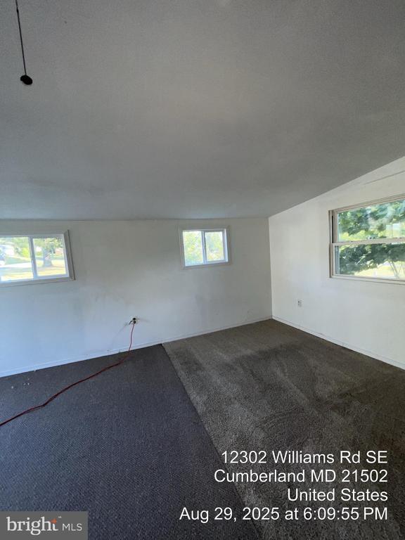 12302 WILLIAMS ROAD SE
