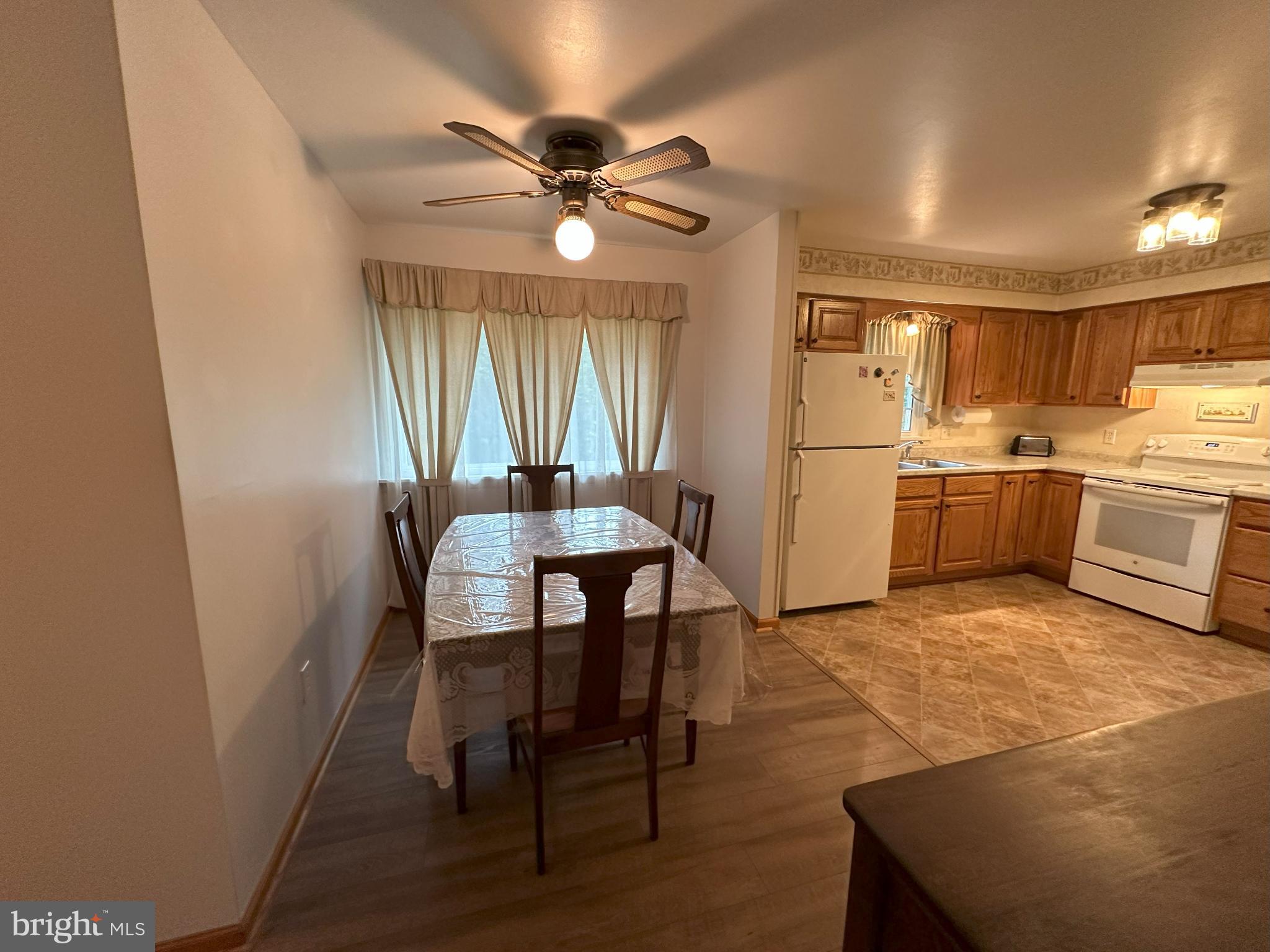 809 VALLEY VIEW DRIVE