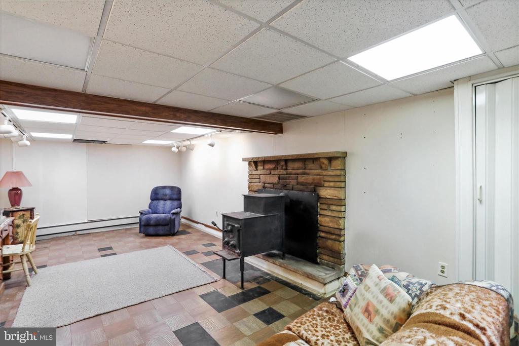 716 WINIFRED ROAD