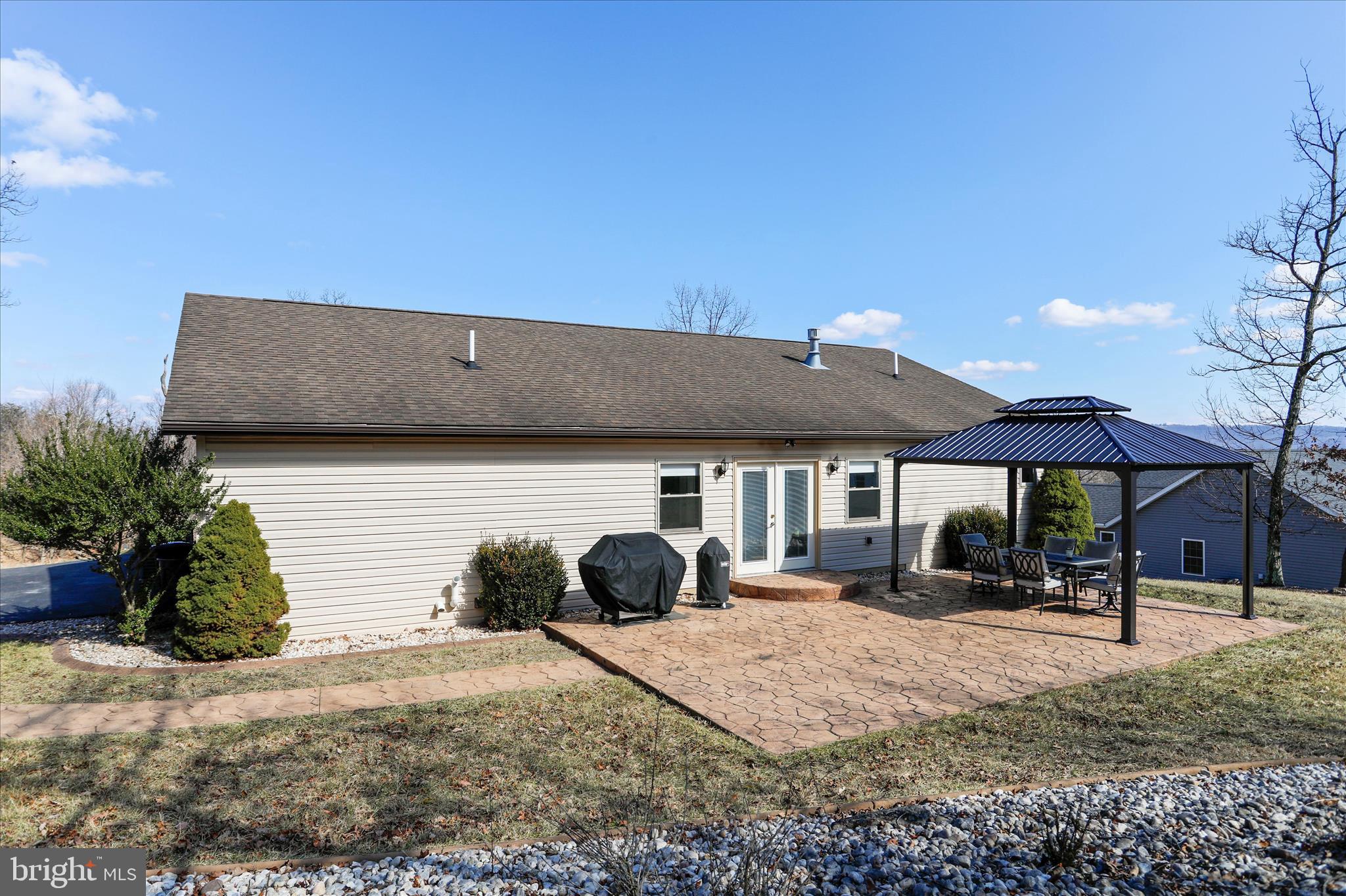 810 ARROWHEAD TRAIL