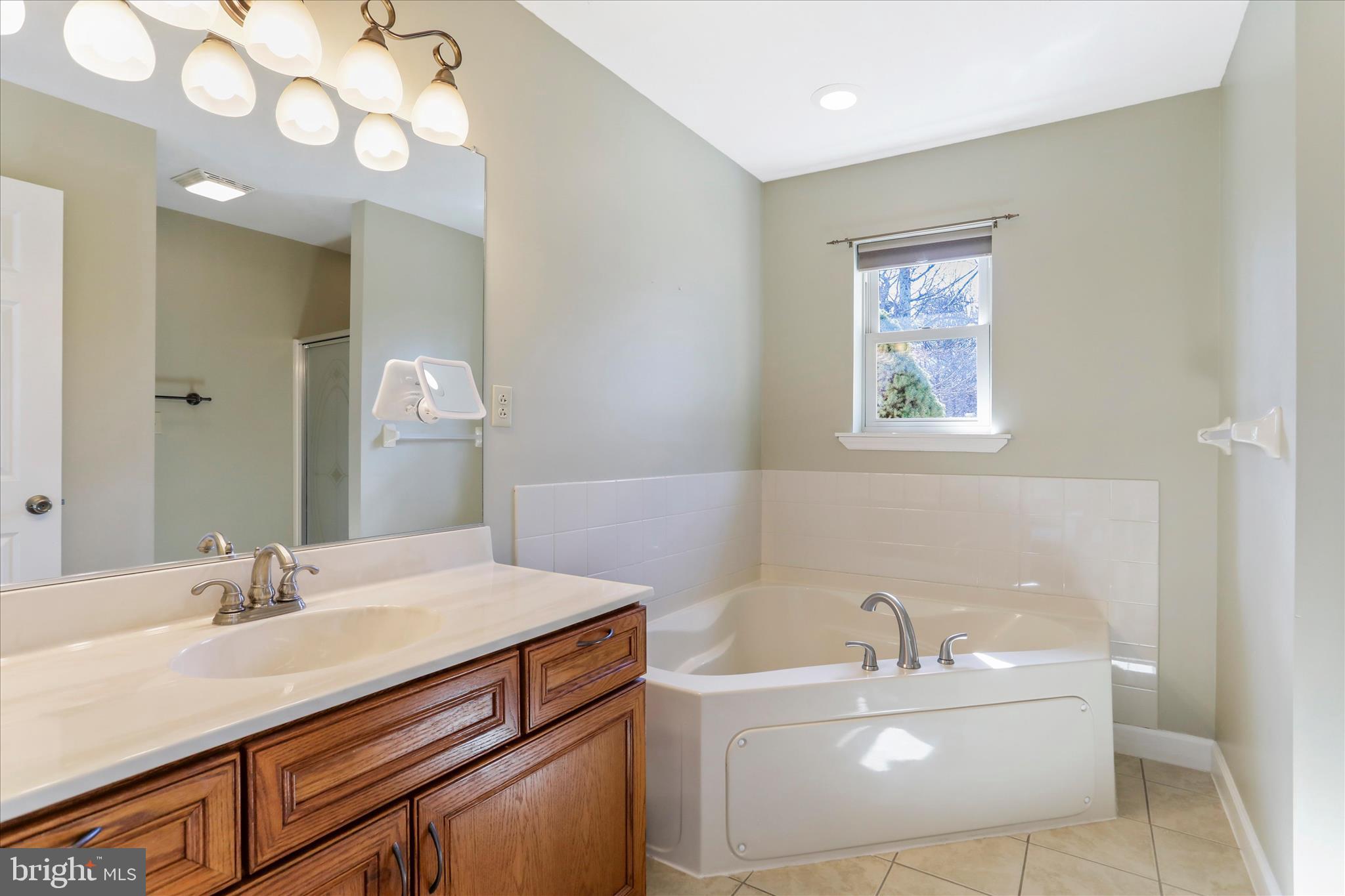 810 ARROWHEAD TRAIL