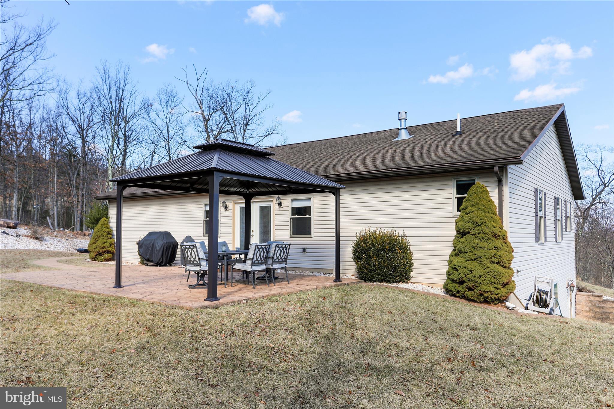 810 ARROWHEAD TRAIL