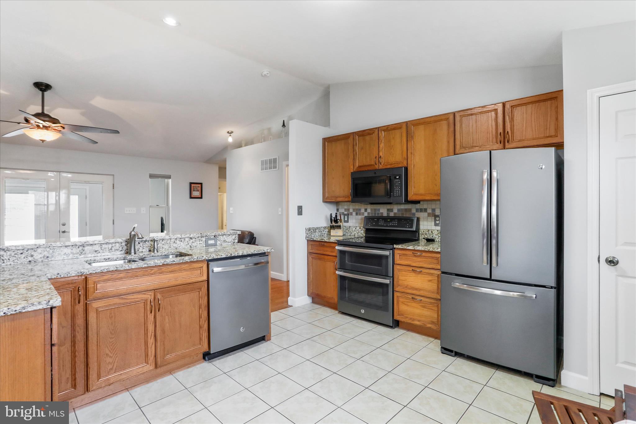 810 ARROWHEAD TRAIL