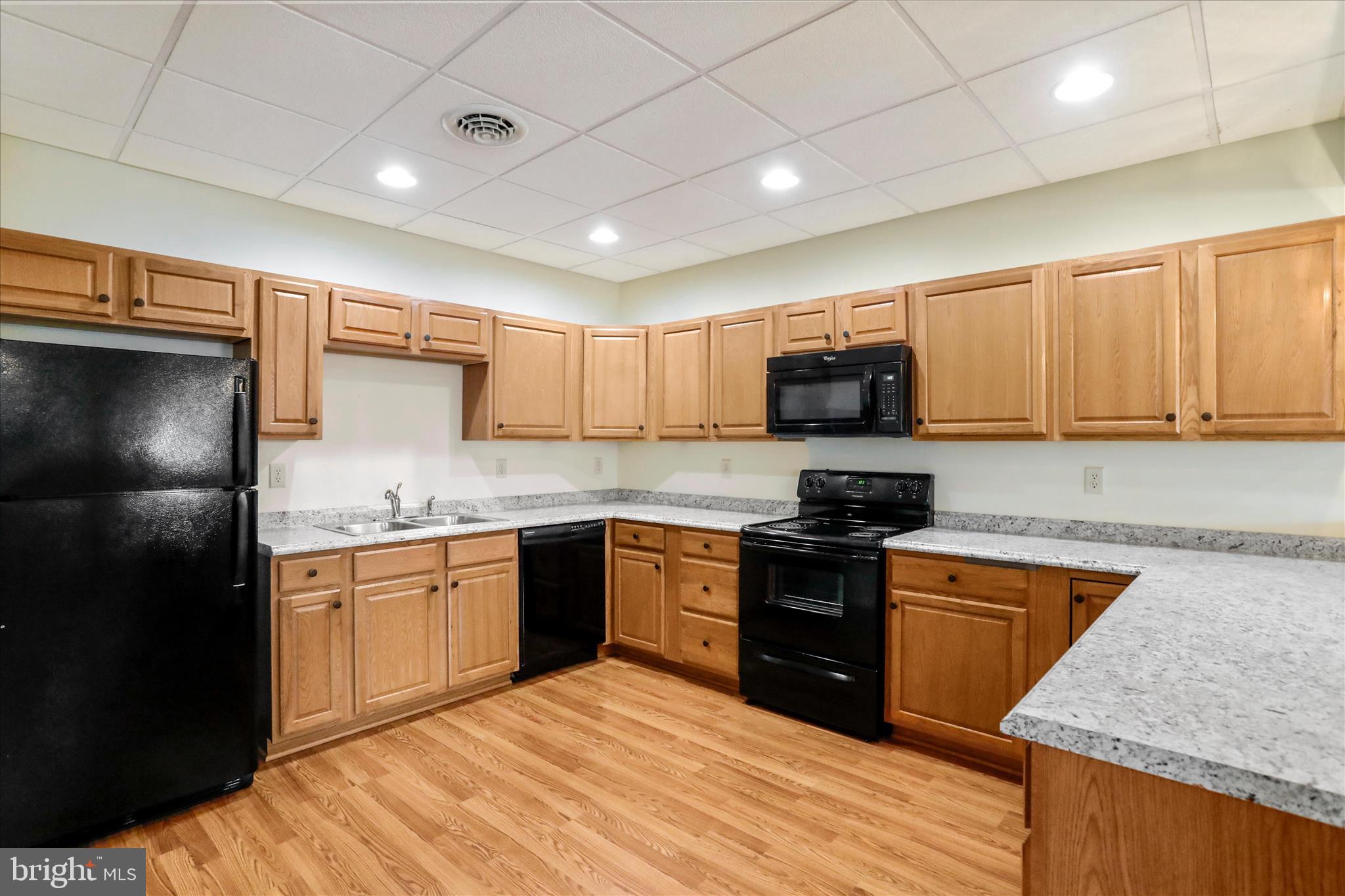 810 ARROWHEAD TRAIL
