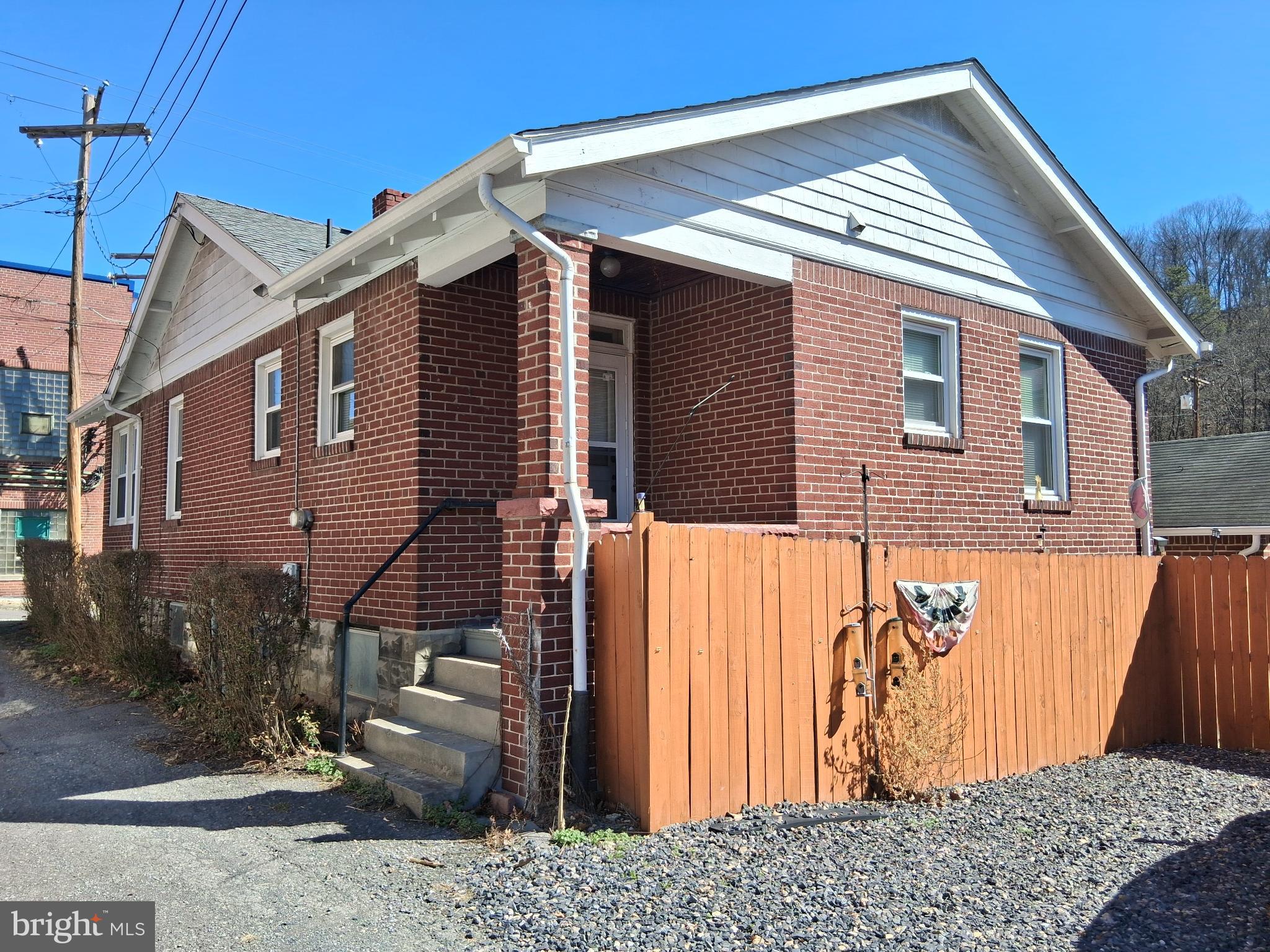 506 PEARRE AVENUE