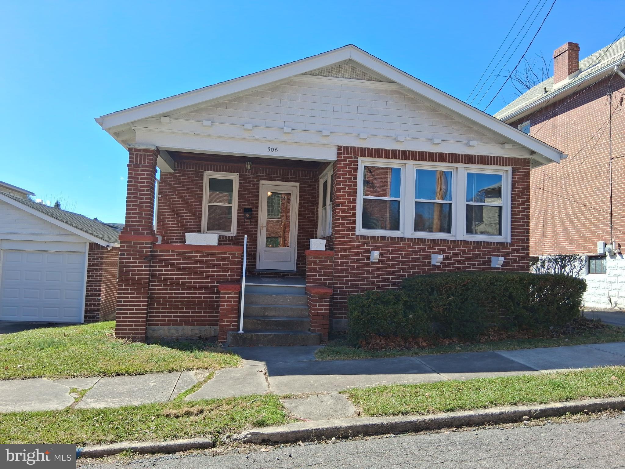 506 PEARRE AVENUE