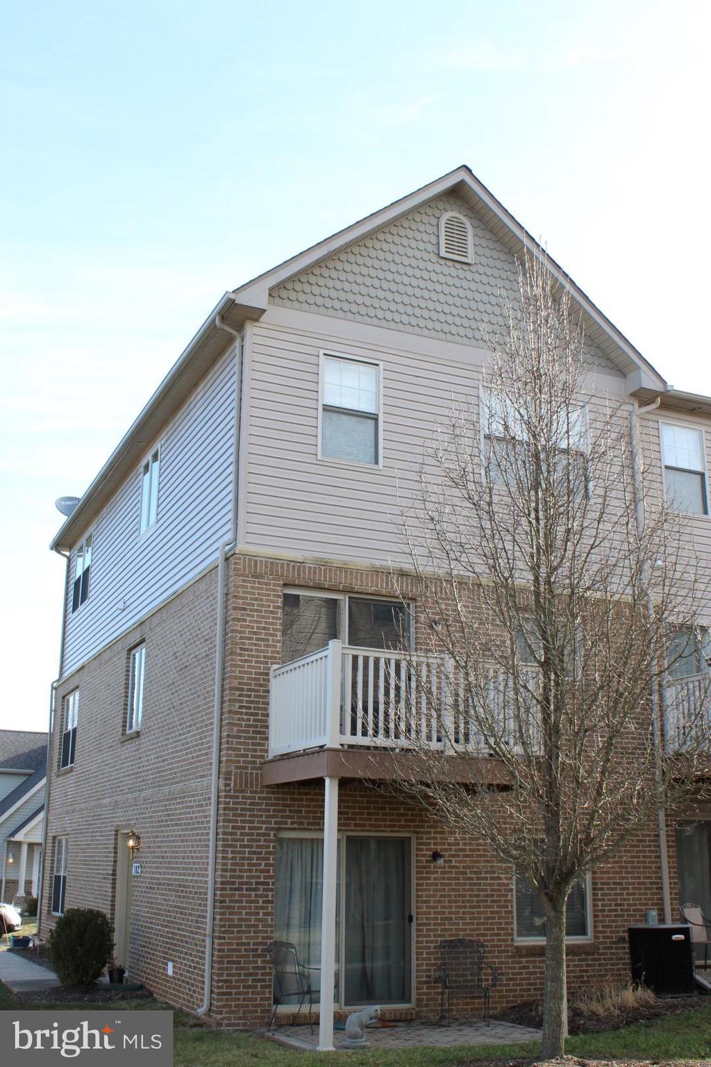 182 SUNRISE CIRCLE
