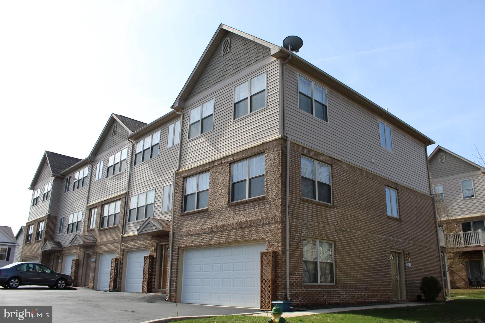 182 SUNRISE CIRCLE