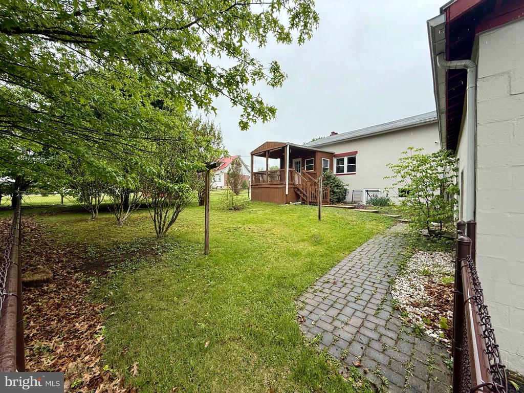 719 E OLDTOWN ROAD