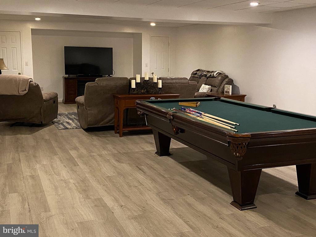 206 PINECREST DRIVE