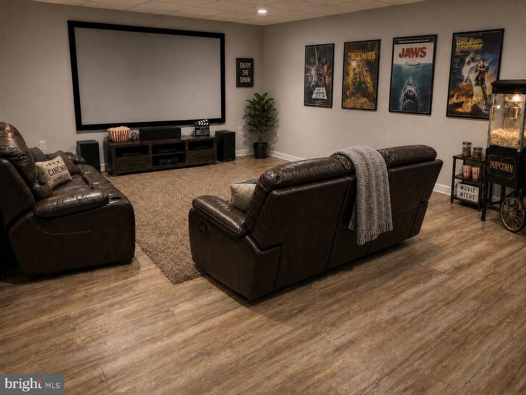 206 PINECREST DRIVE
