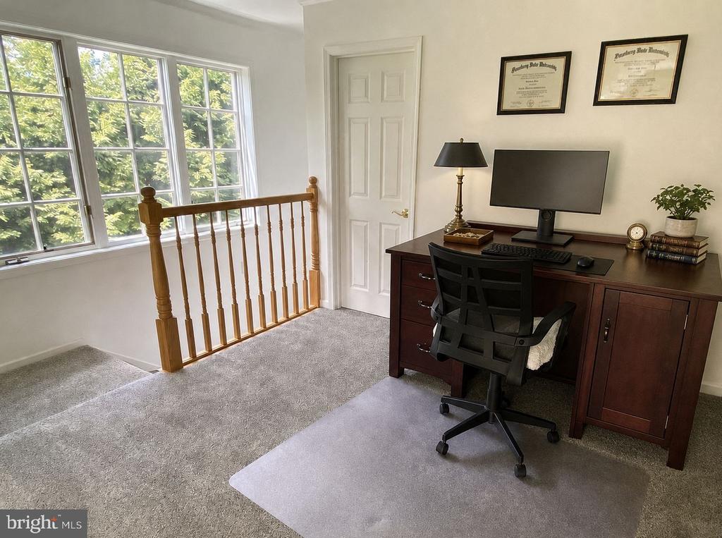 206 PINECREST DRIVE