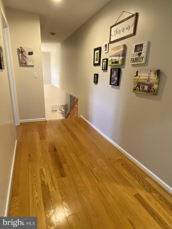 206 PINECREST DRIVE