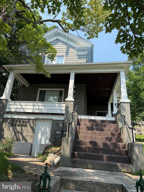 154 E MAIN STREET