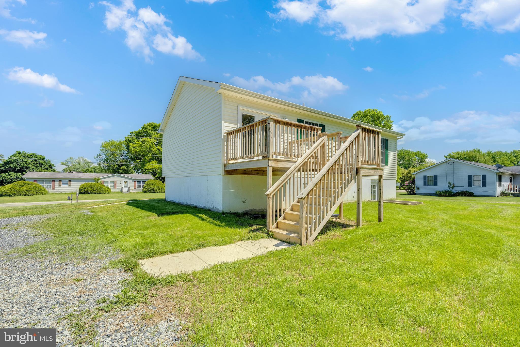 39 MIDDLE ROAD