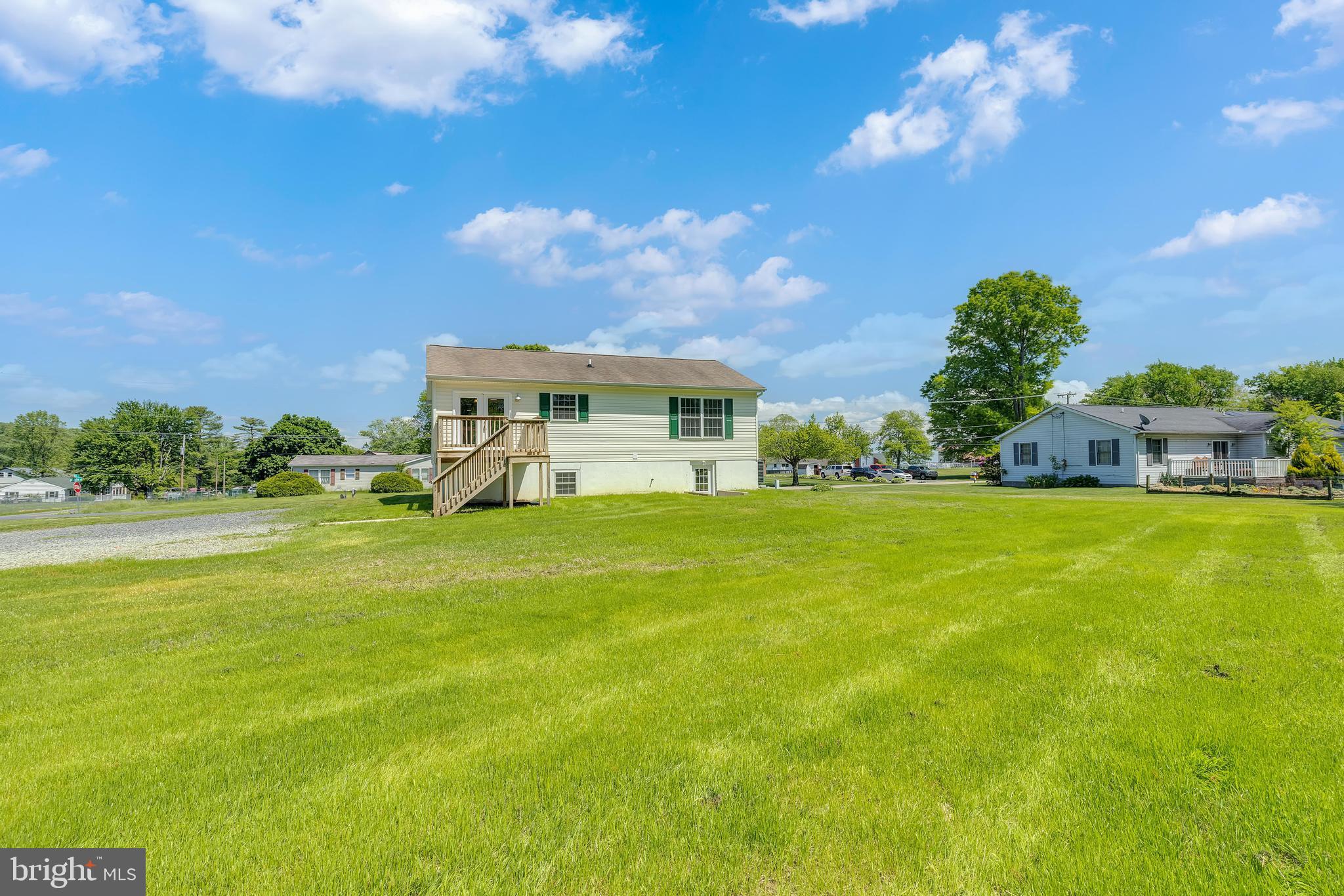 39 MIDDLE ROAD