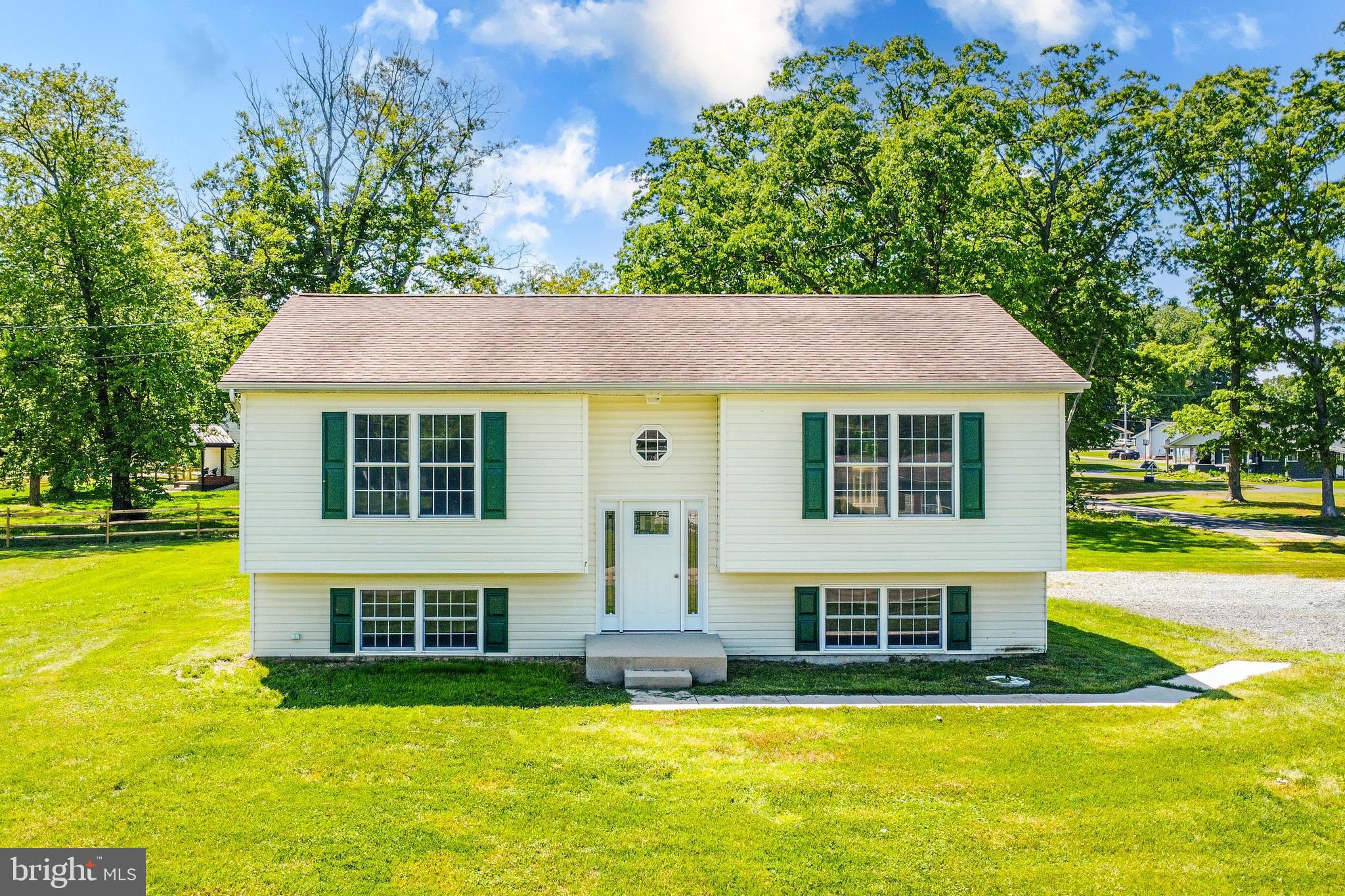 39 MIDDLE ROAD
