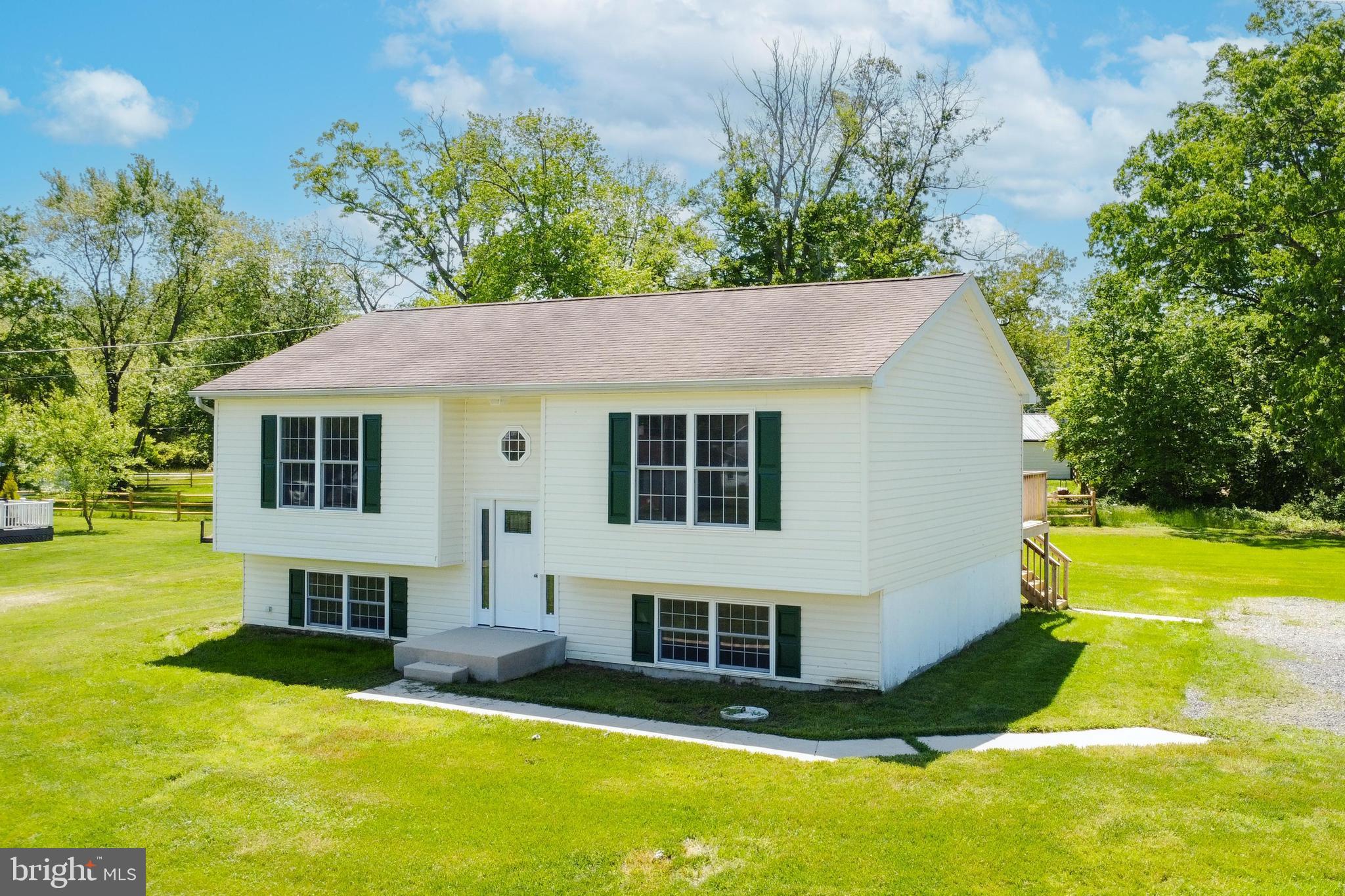 39 MIDDLE ROAD