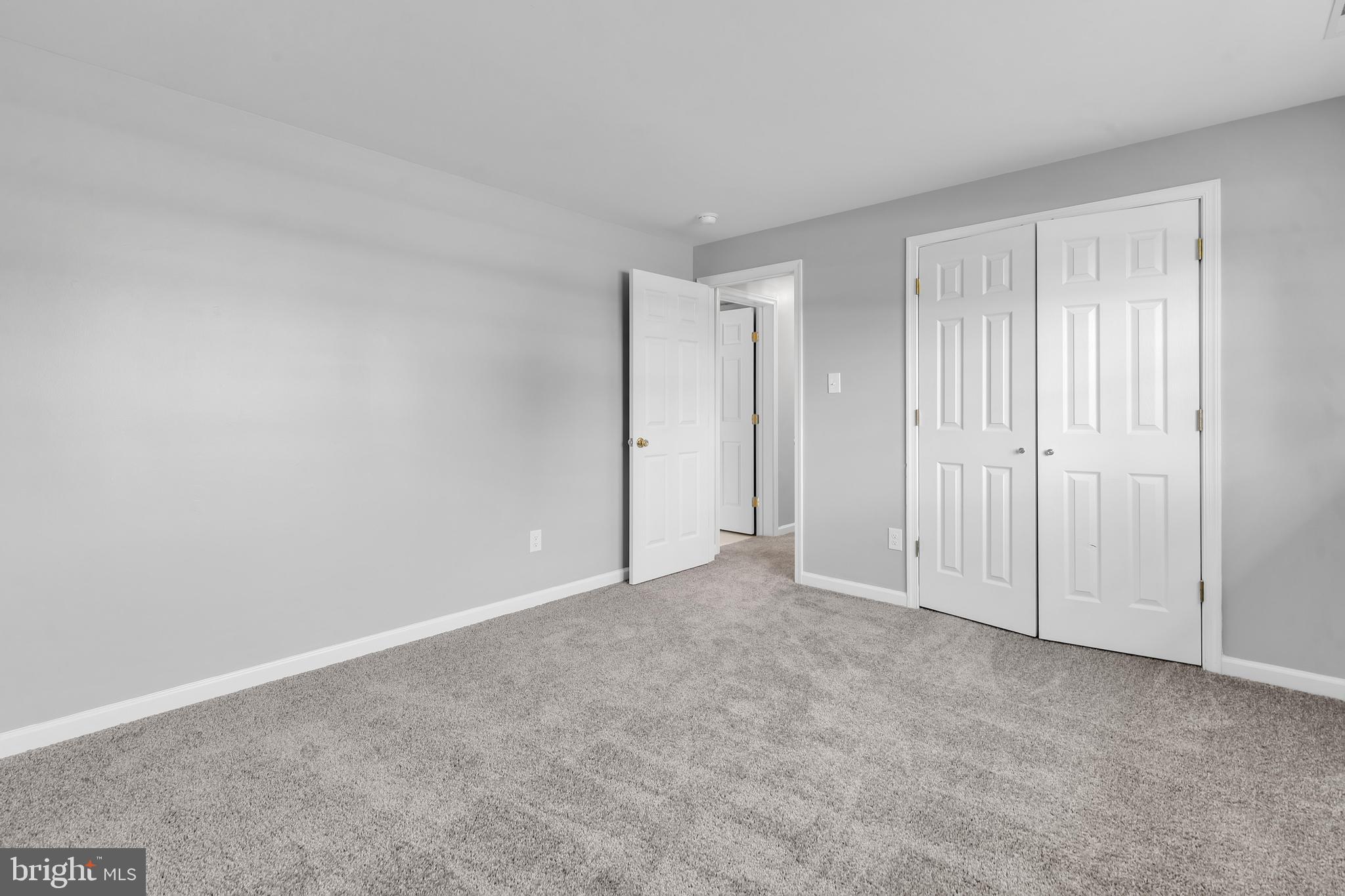 39 MIDDLE ROAD