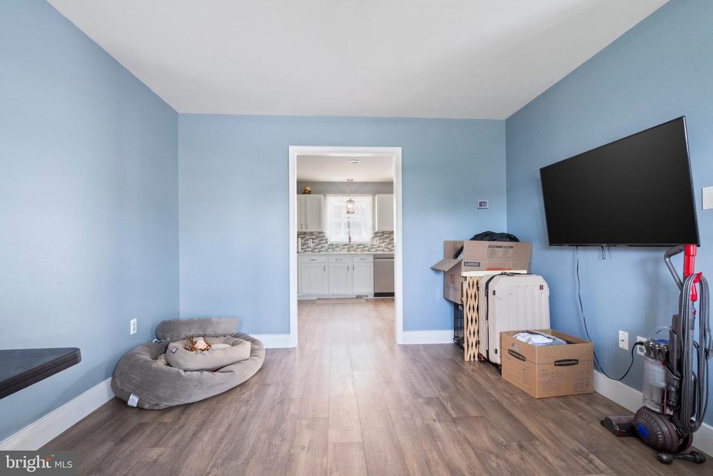 516 HIGHLAND DRIVE