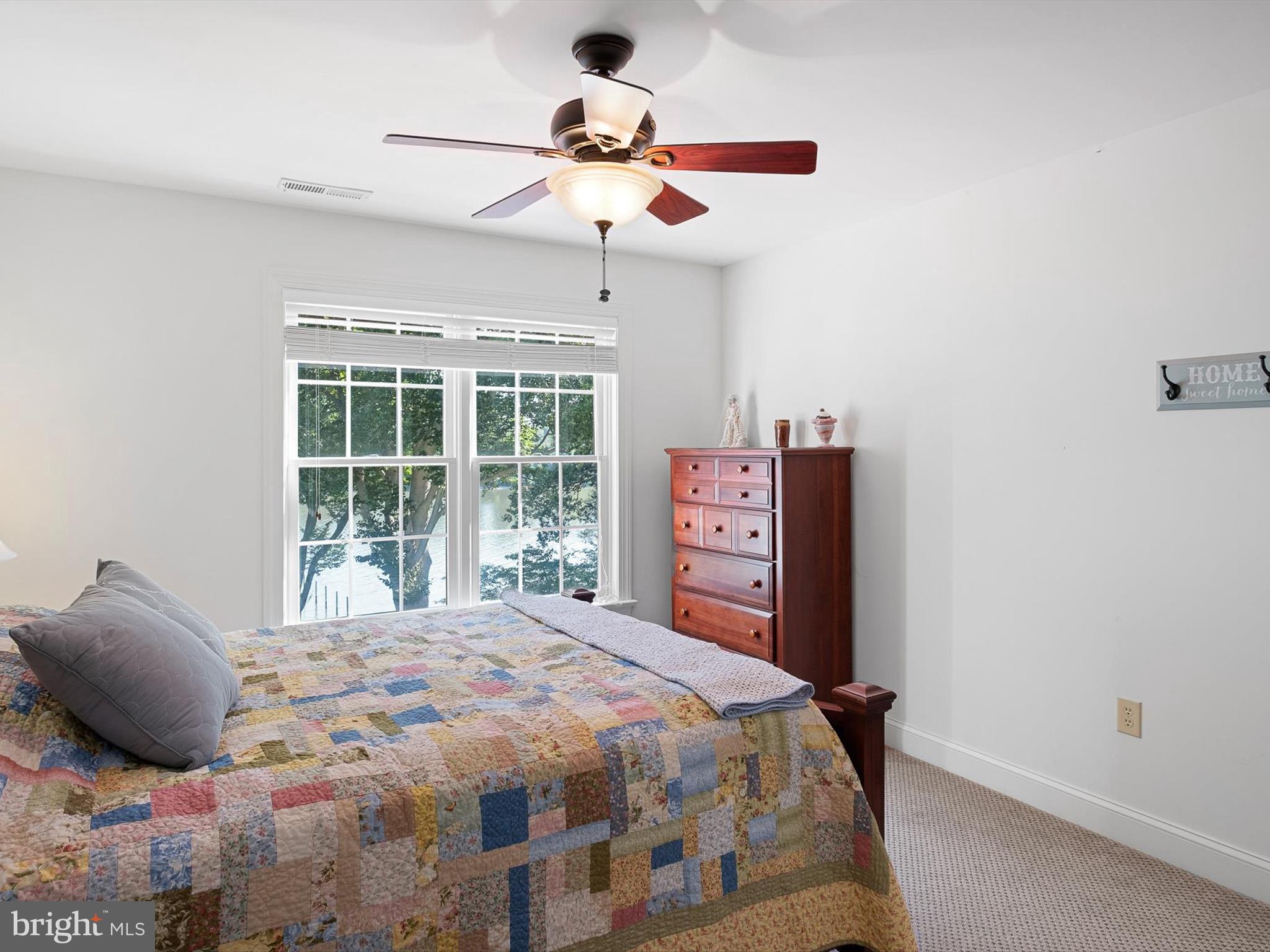 155 W TEAL POINT ROAD