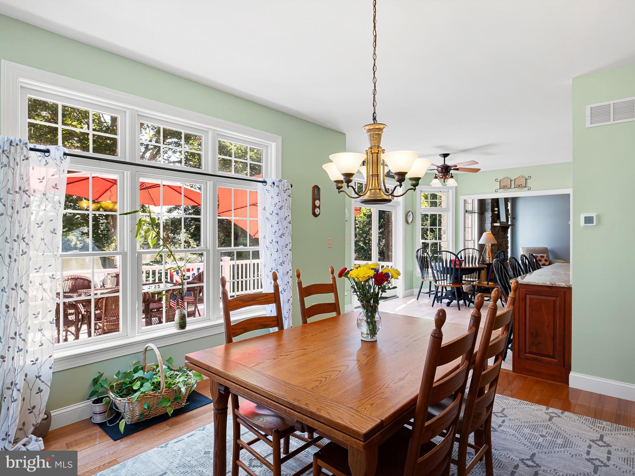 155 W TEAL POINT ROAD