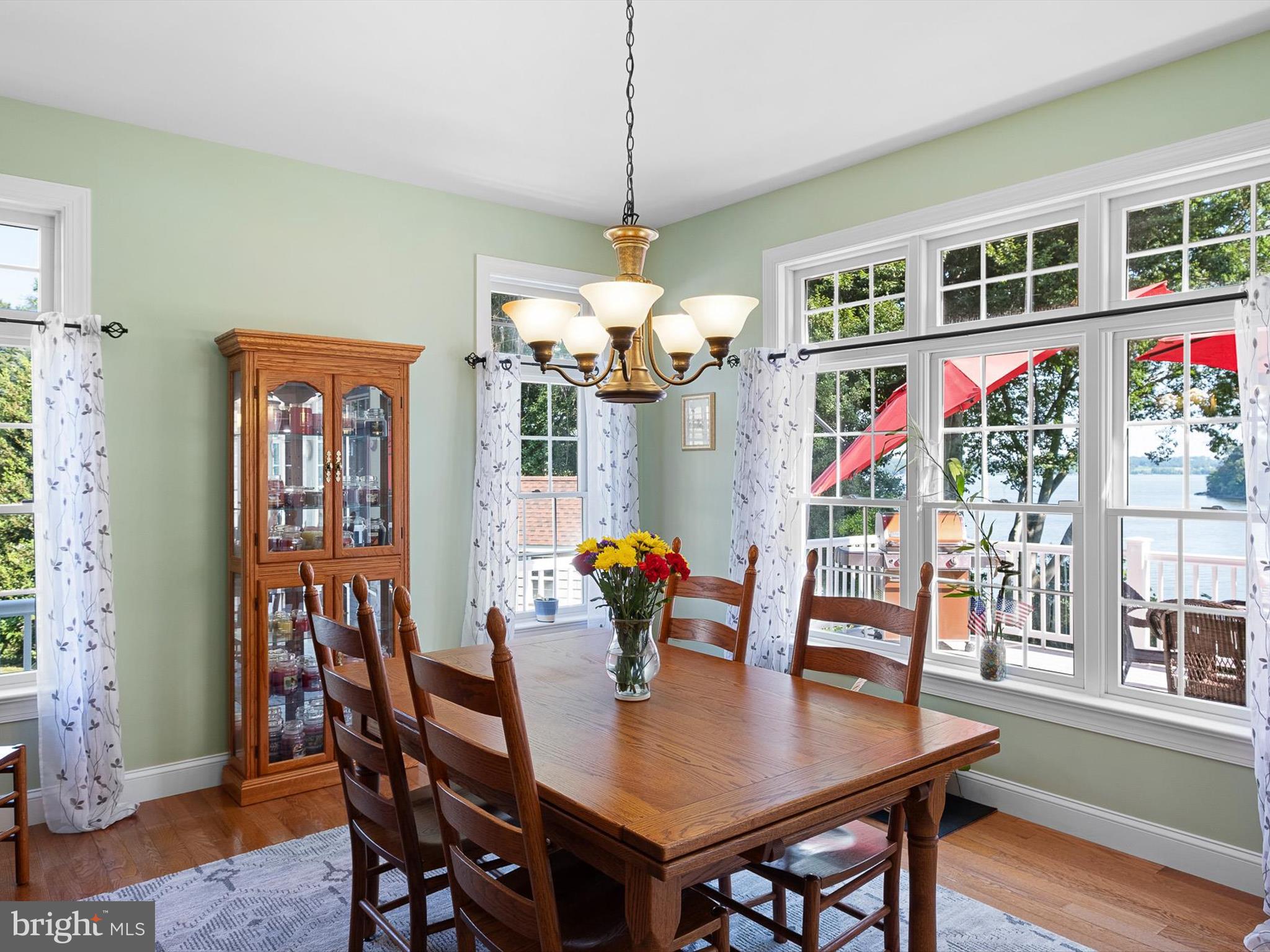 155 W TEAL POINT ROAD