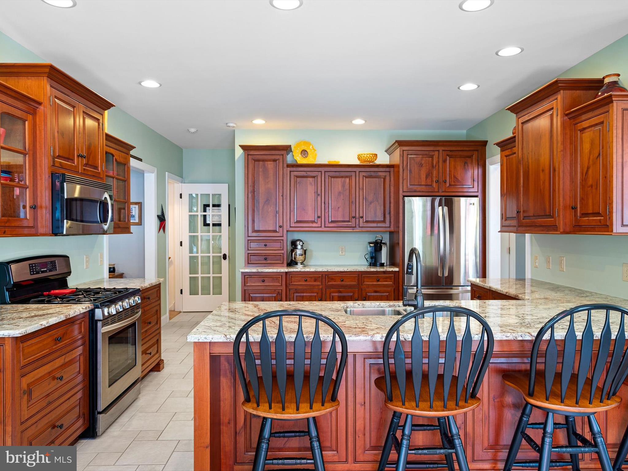 155 W TEAL POINT ROAD