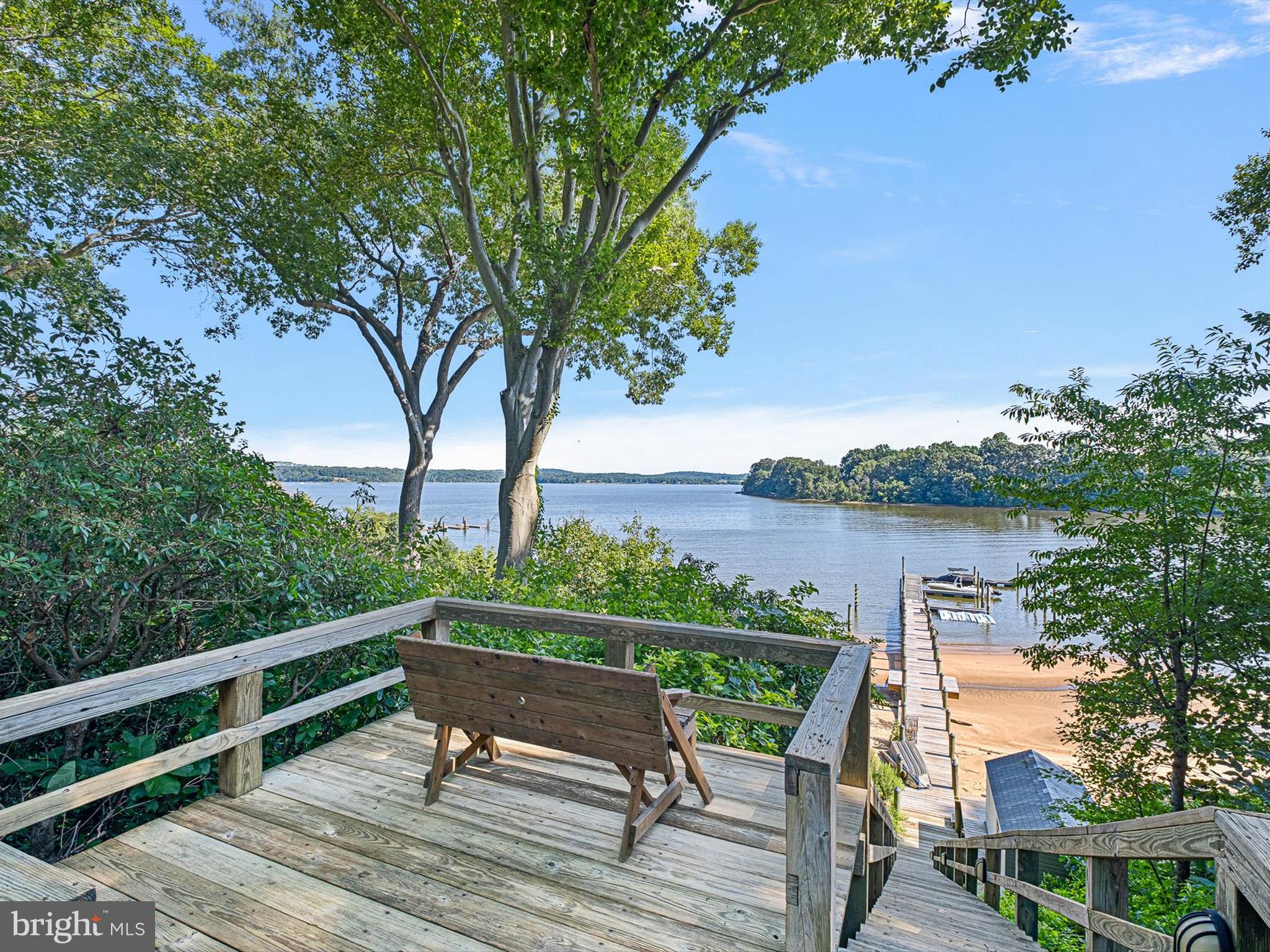 155 W TEAL POINT ROAD