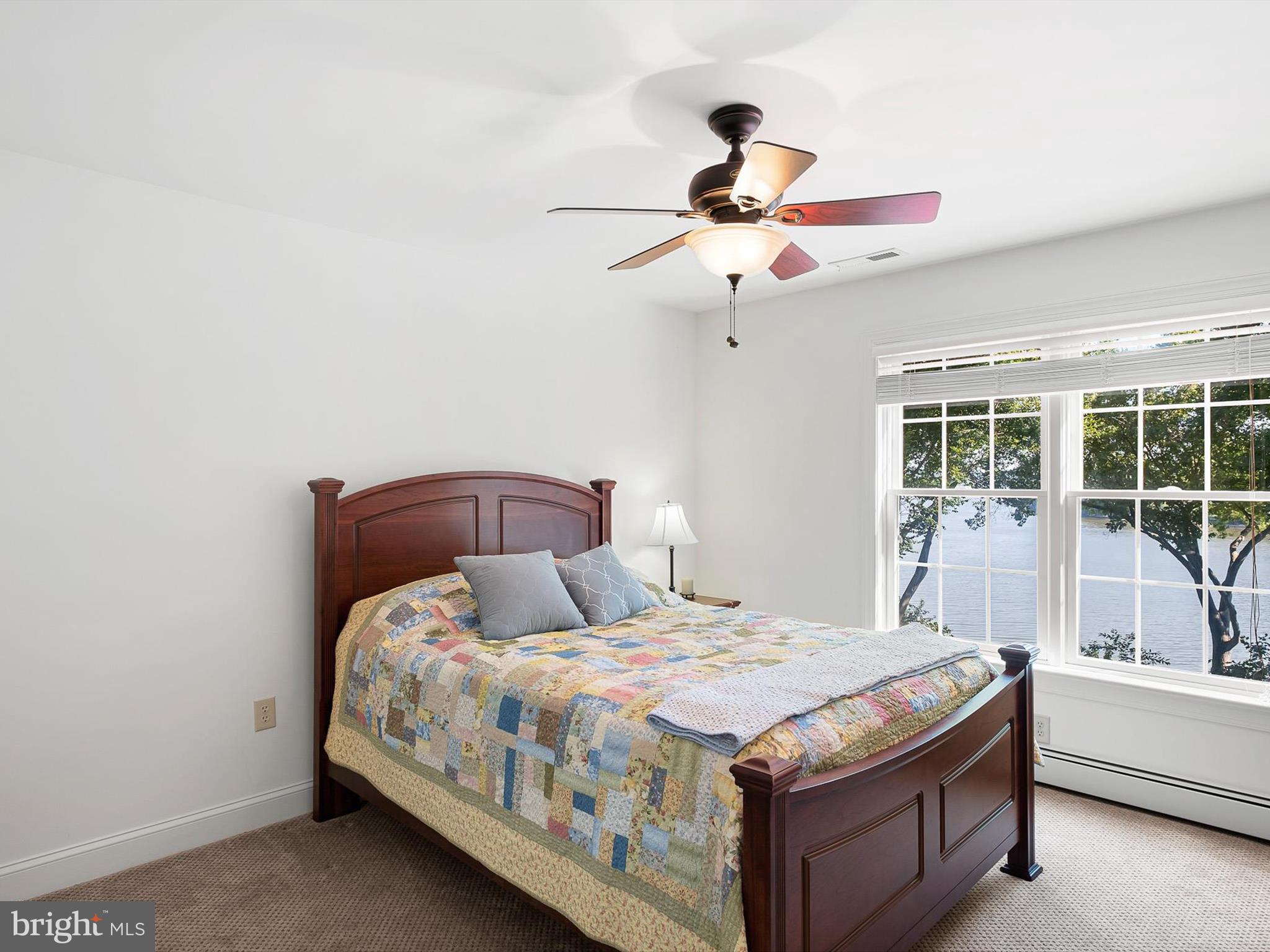 155 W TEAL POINT ROAD