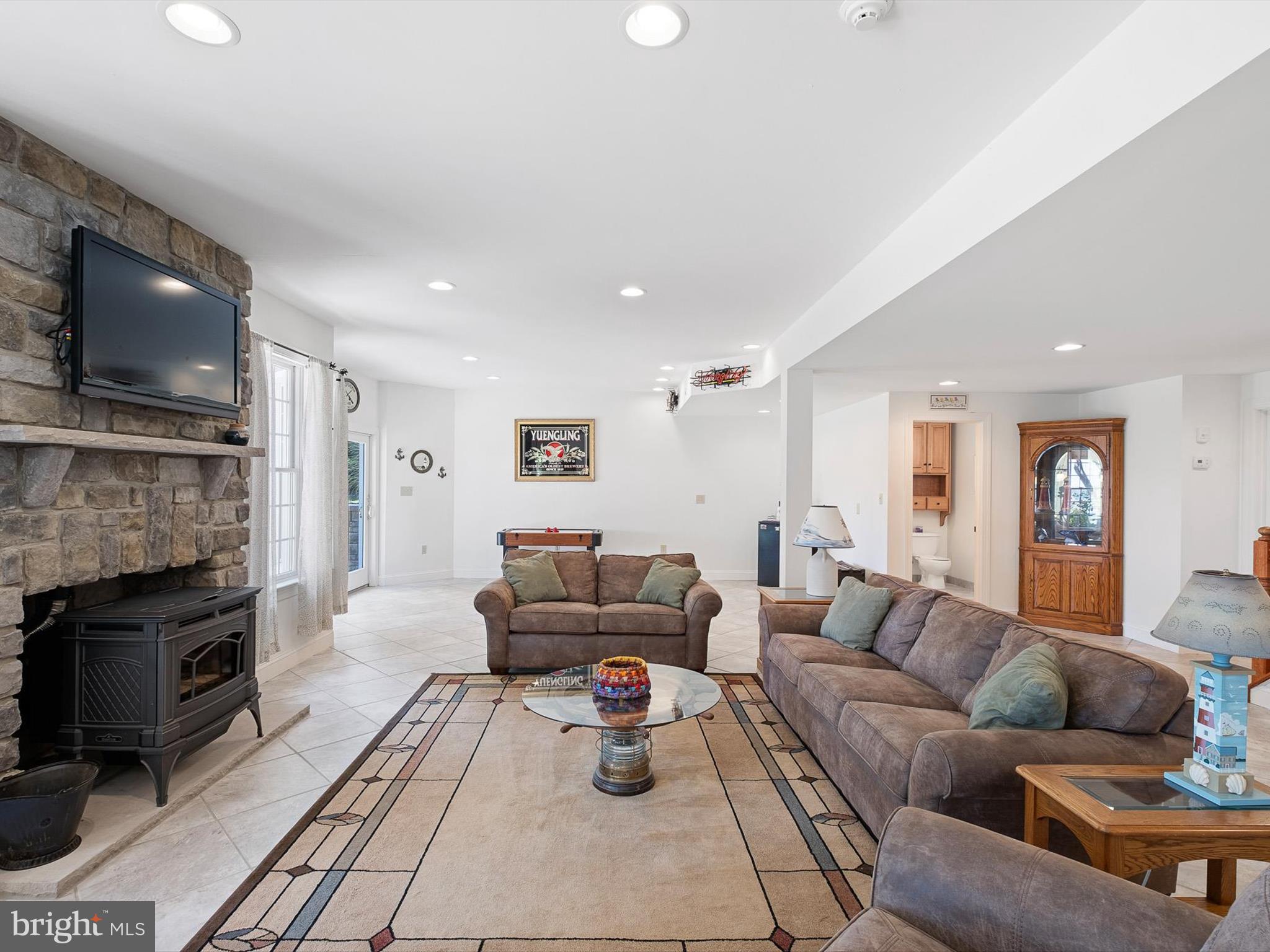 155 W TEAL POINT ROAD