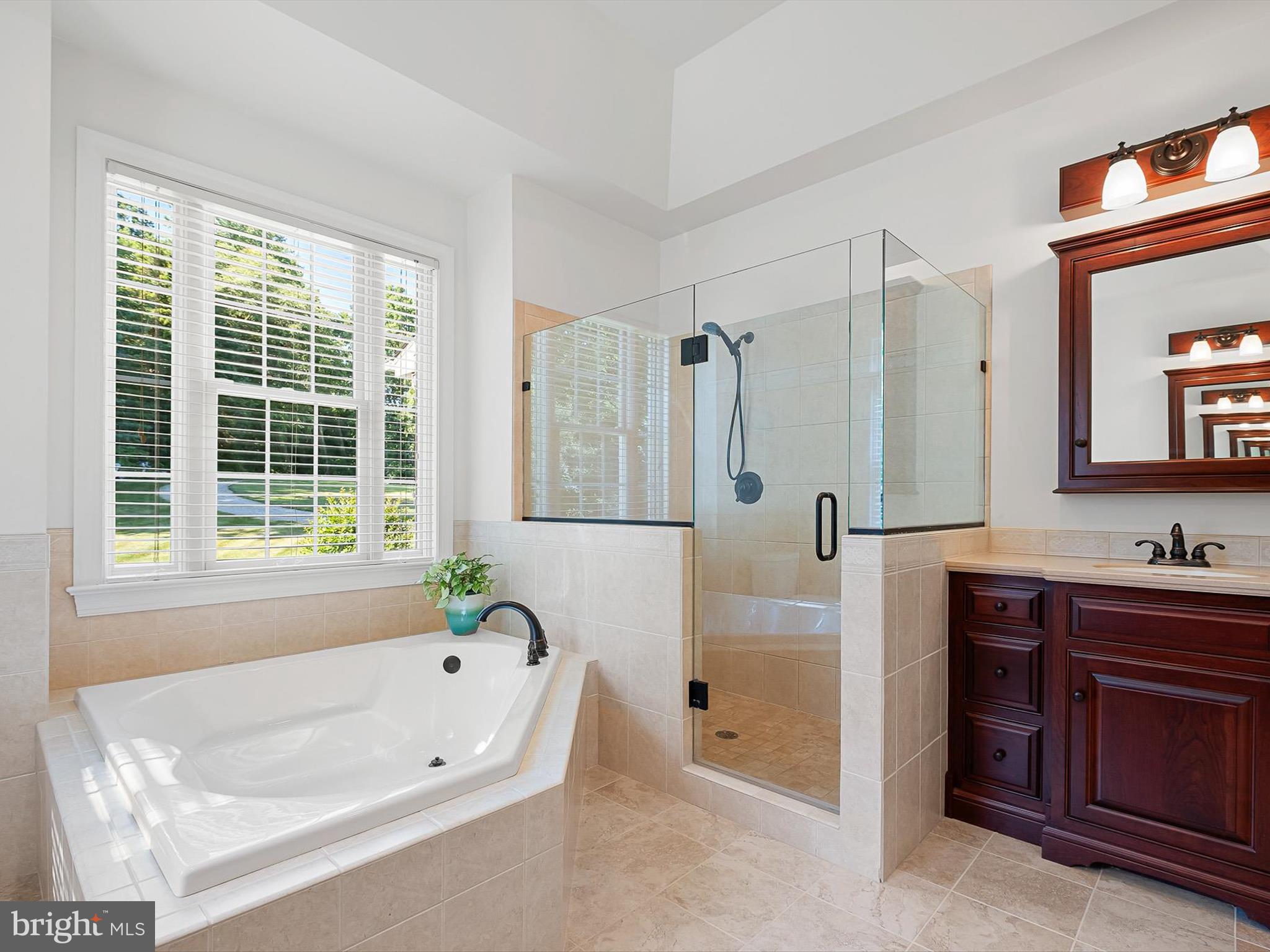 155 W TEAL POINT ROAD