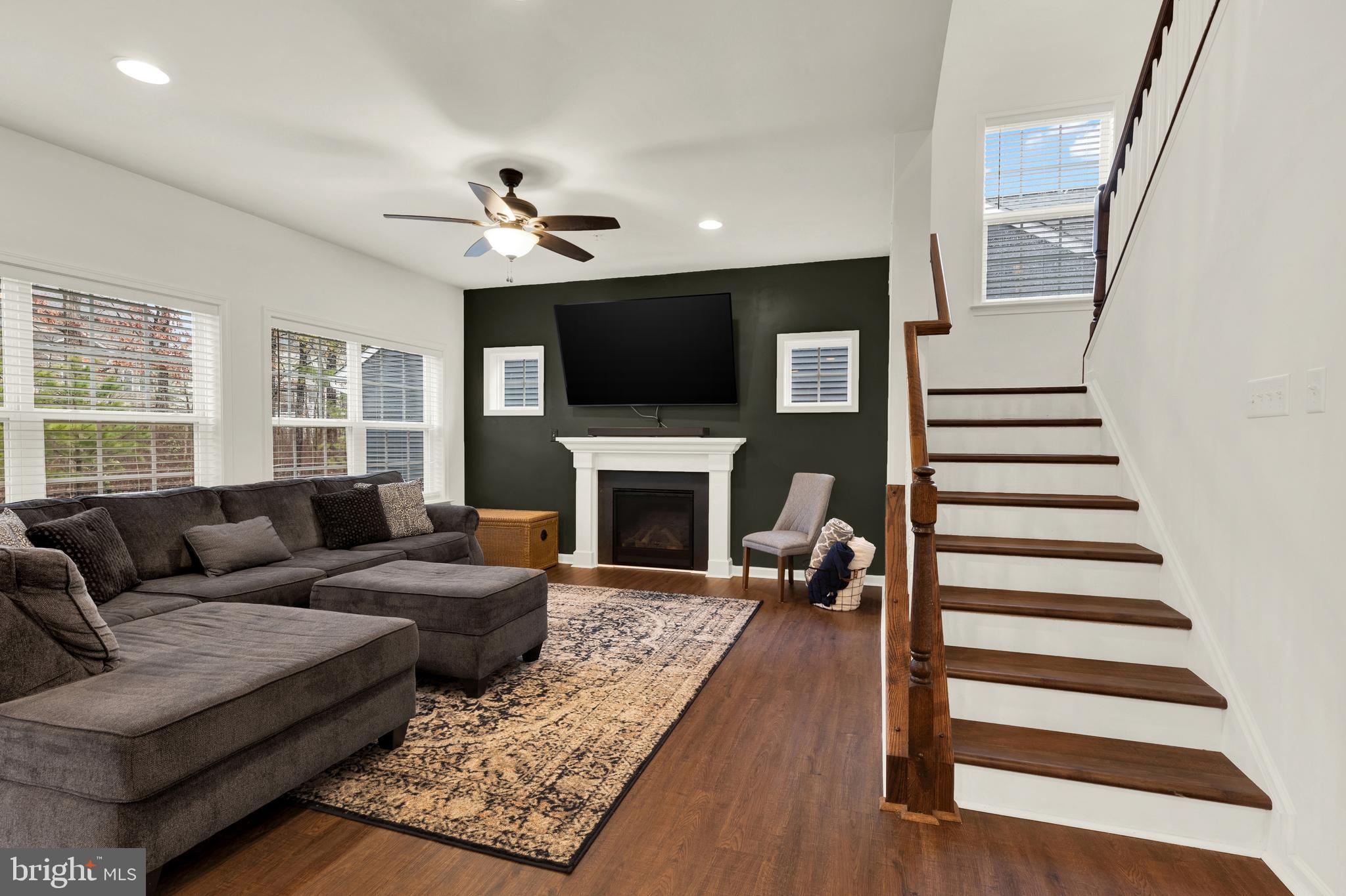 155 STEAMBOAT COURT