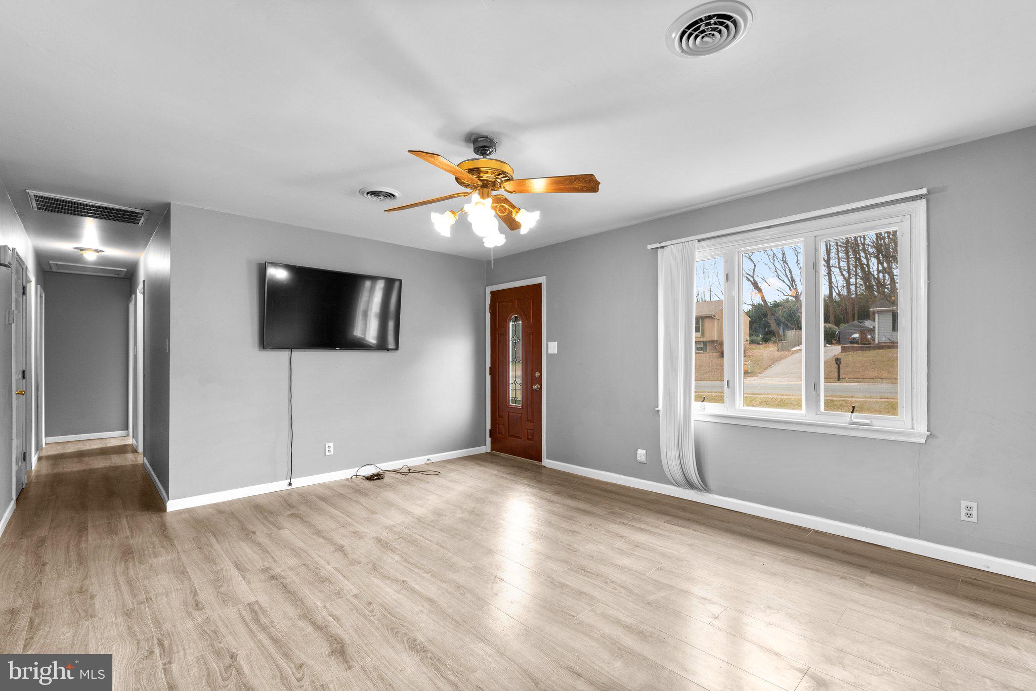 221 RYAN DRIVE