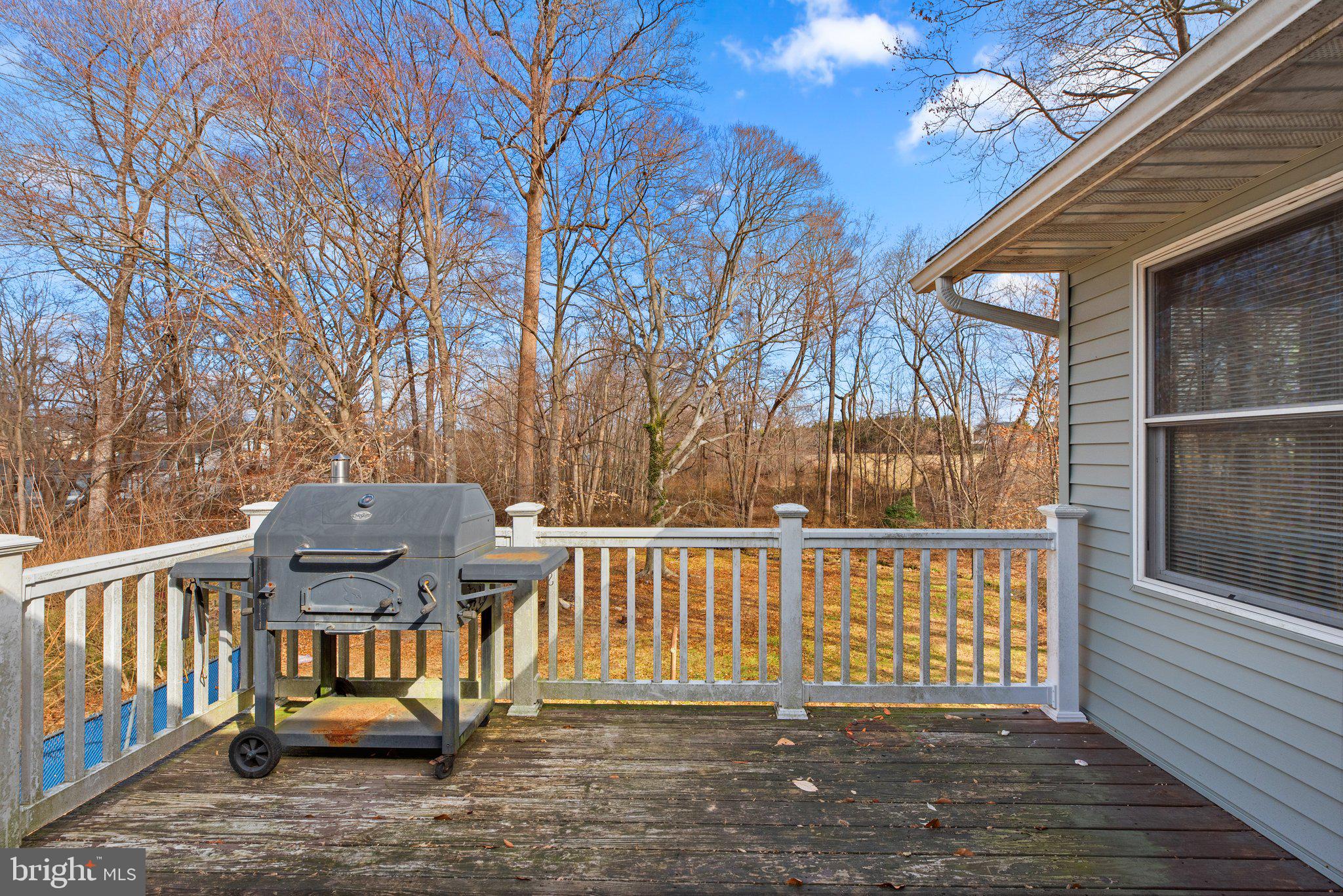 221 RYAN DRIVE
