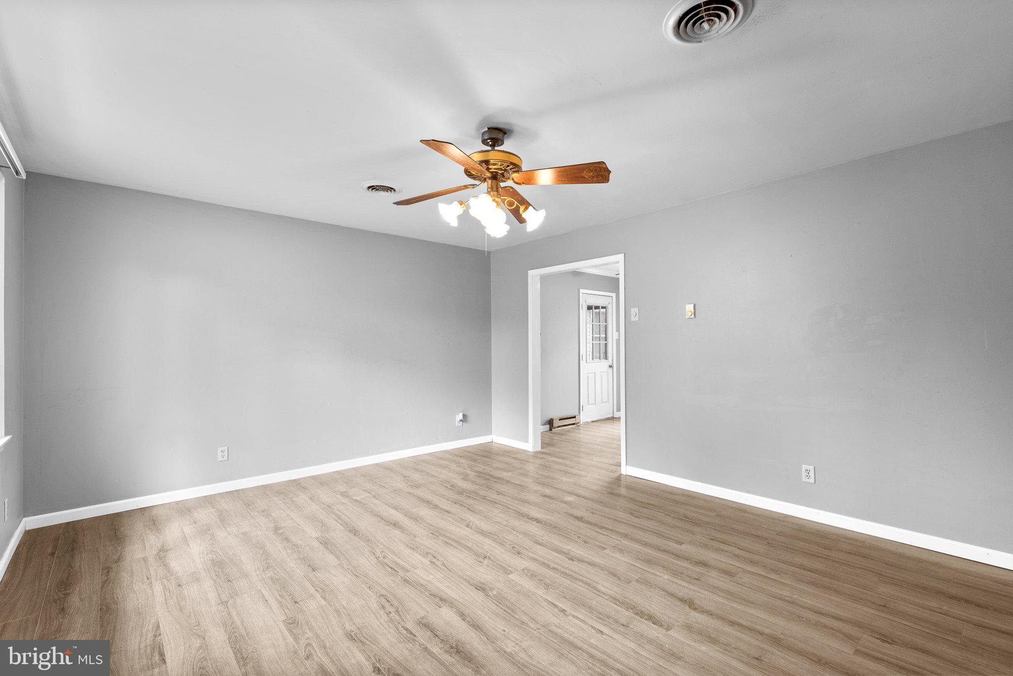 221 RYAN DRIVE