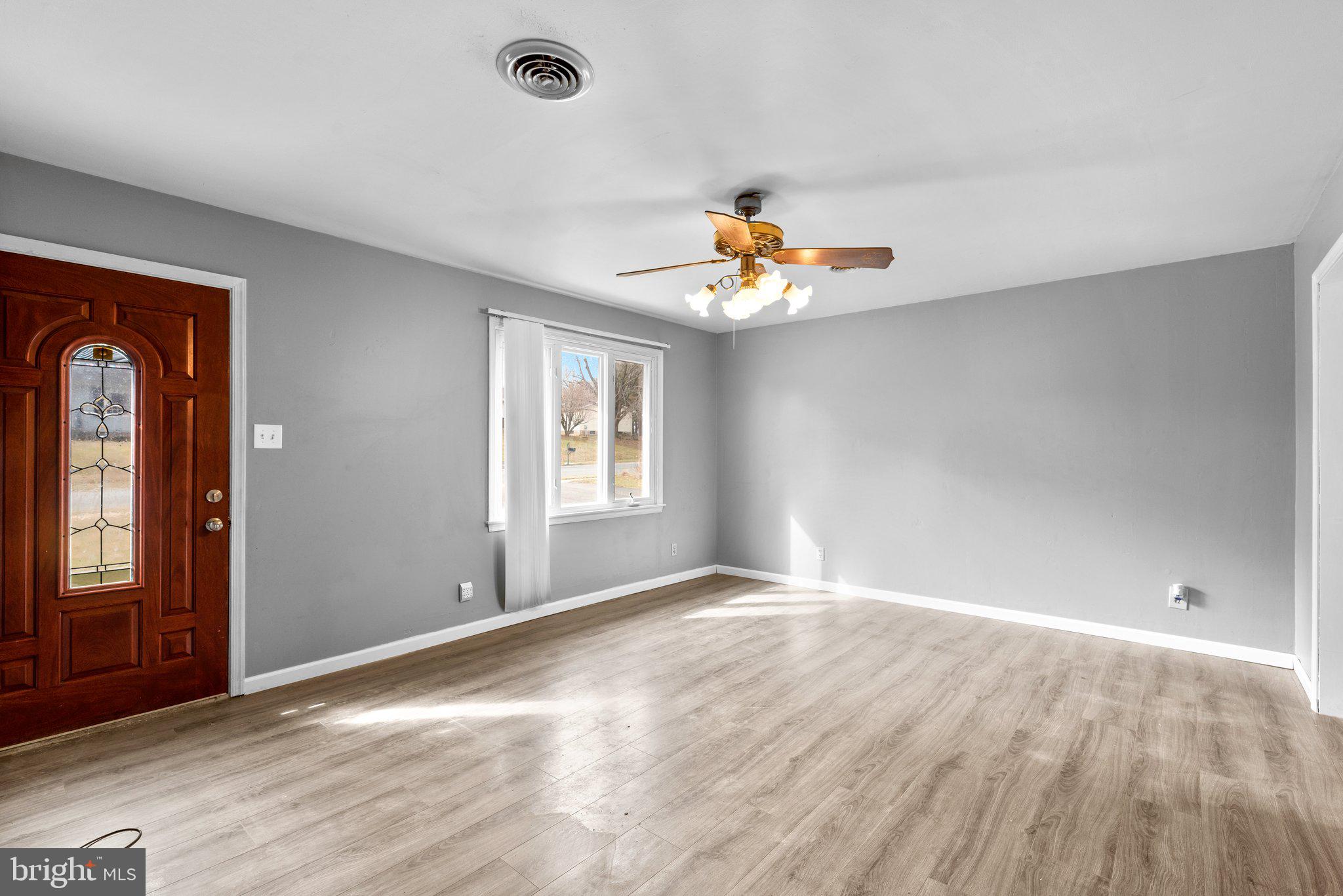 221 RYAN DRIVE