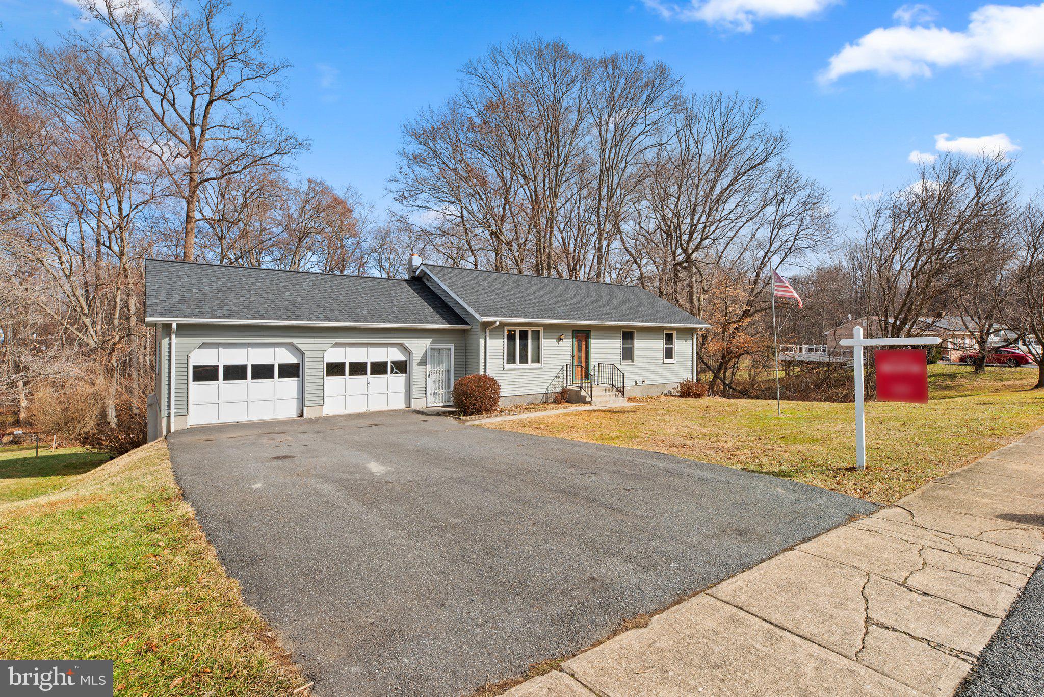 221 RYAN DRIVE