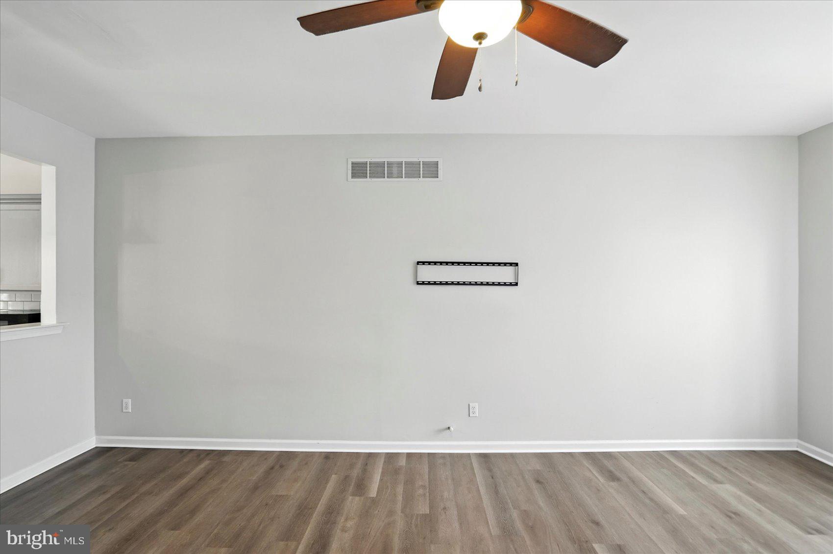 10 WHITETAIL WAY