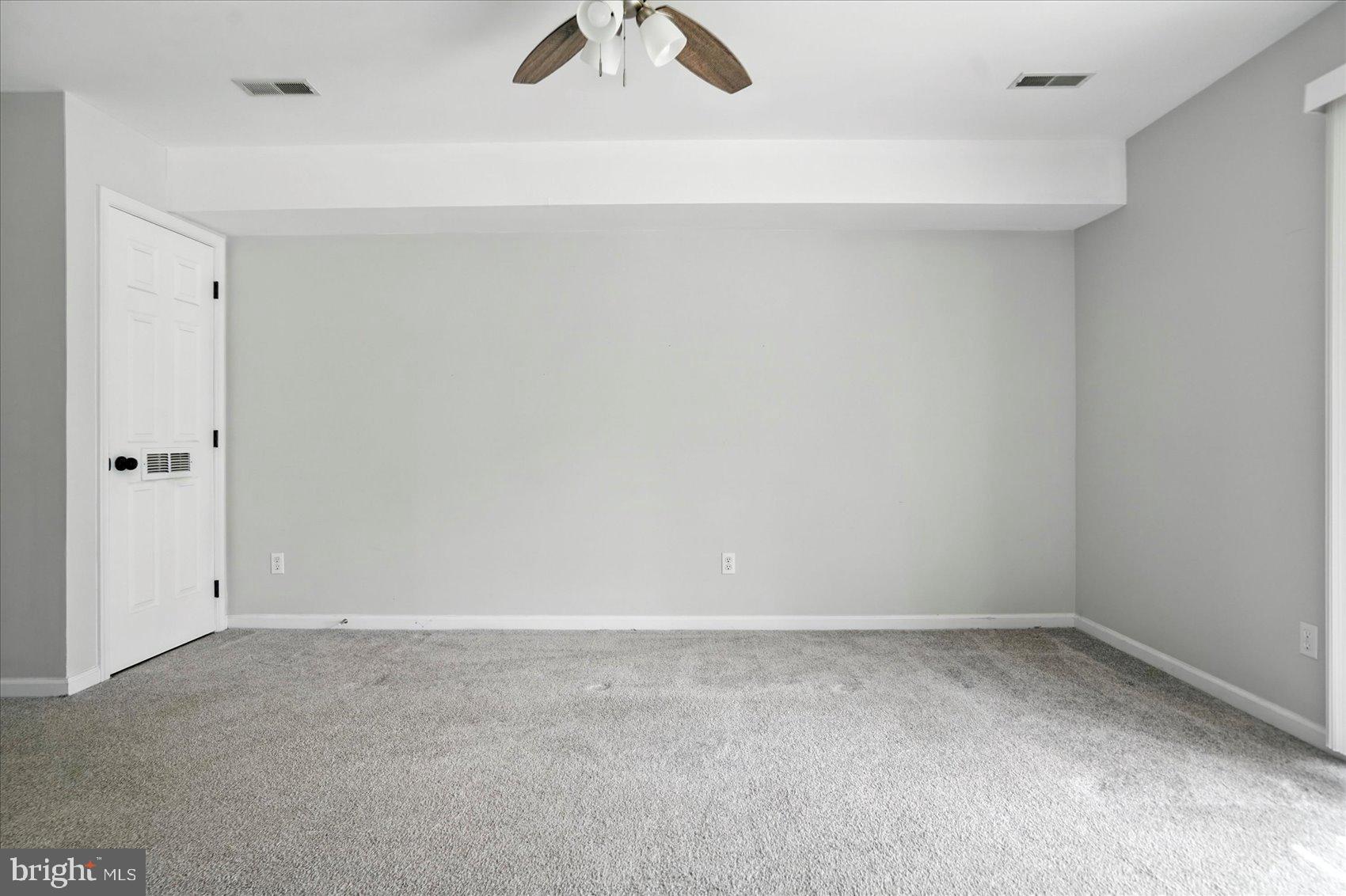 10 WHITETAIL WAY
