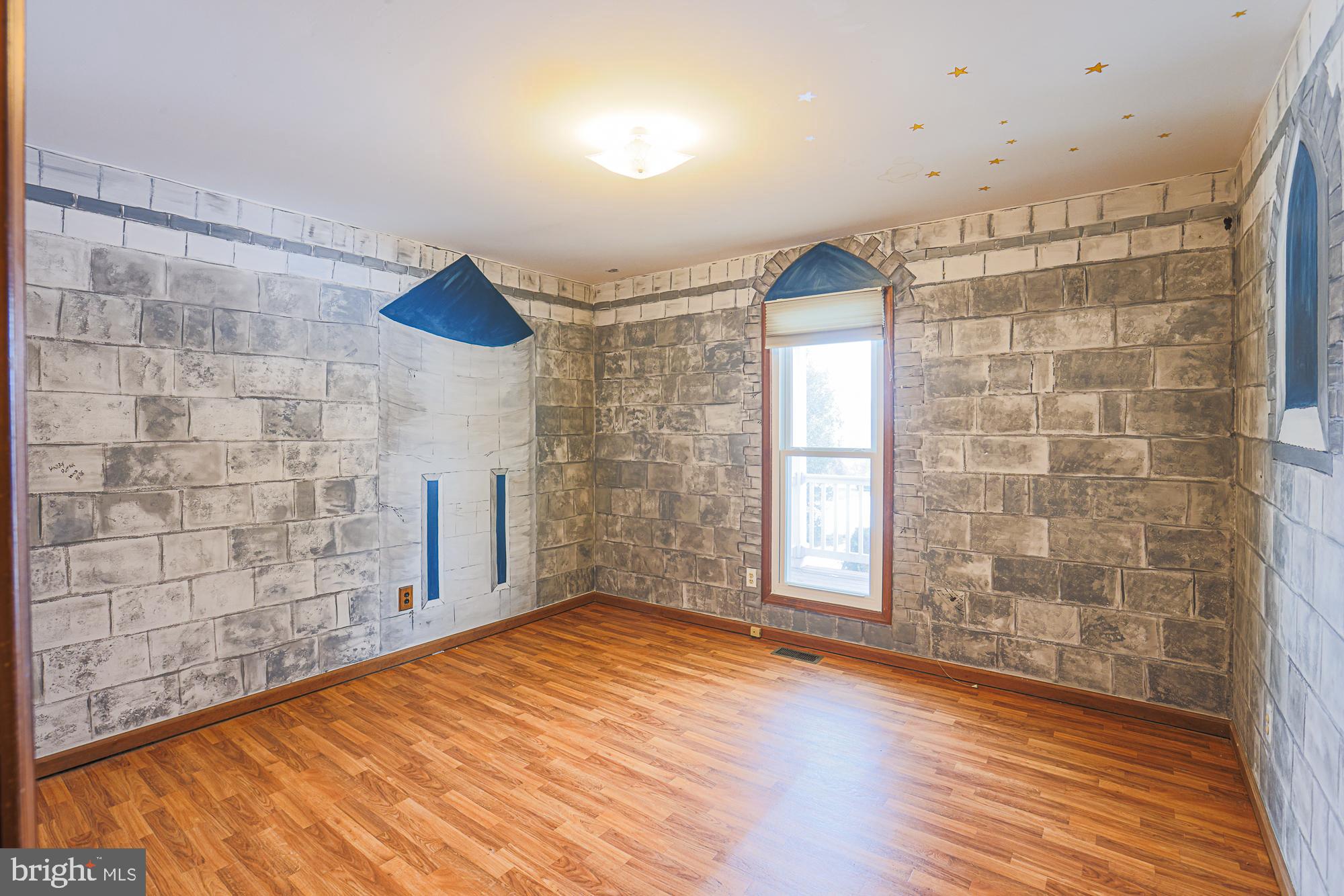 31 BLAKE ROAD
