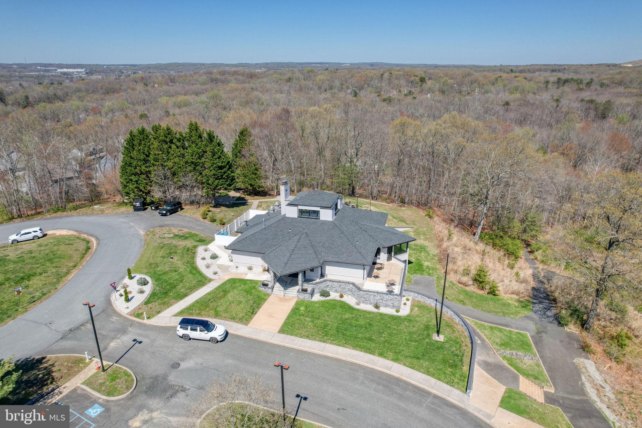 25 CRESCENT LINKS DRIVE