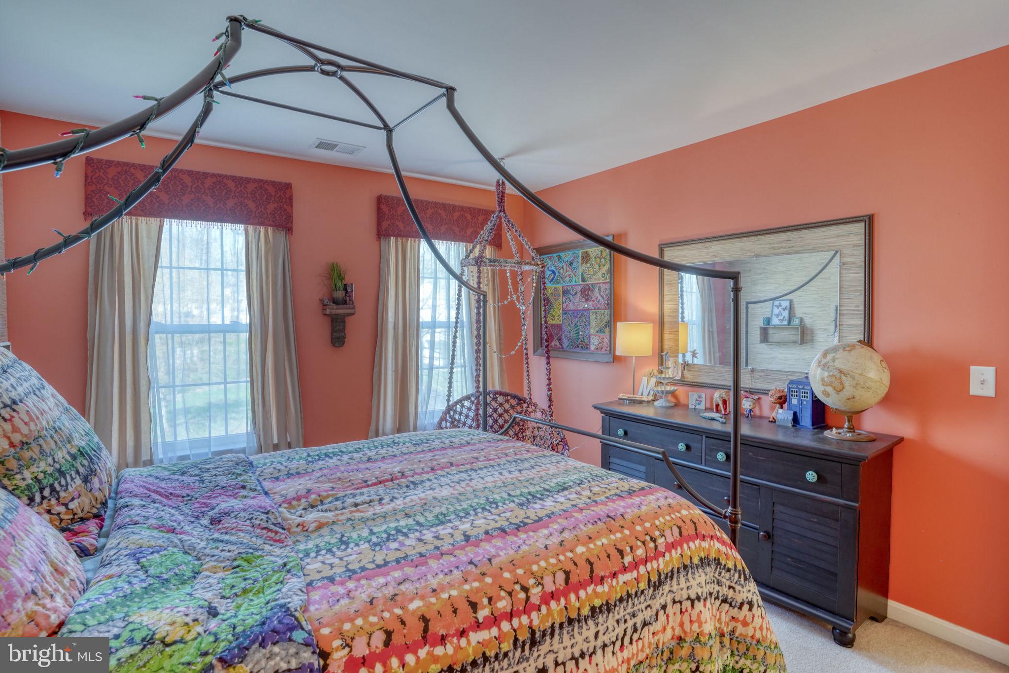 25 CRESCENT LINKS DRIVE