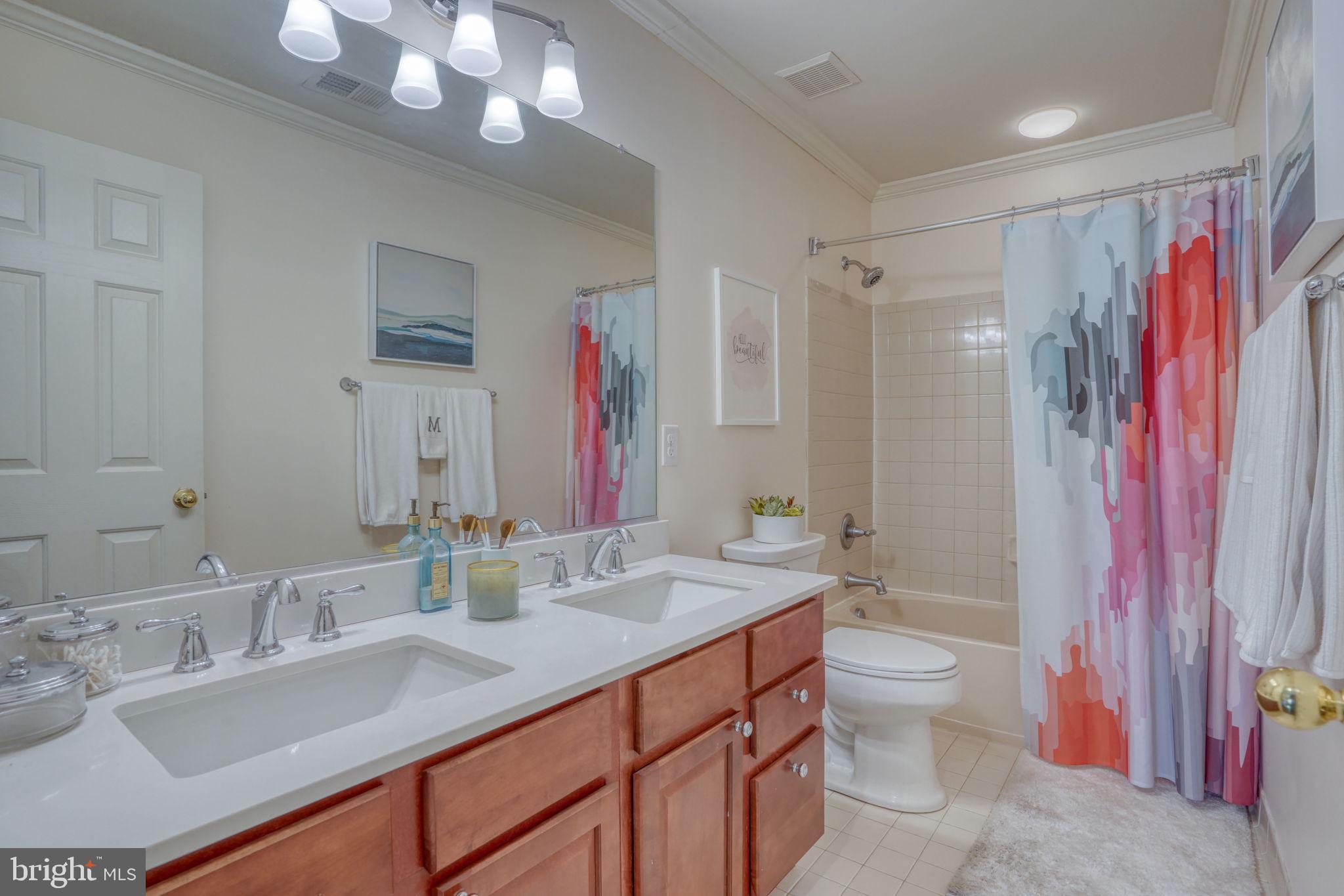 25 CRESCENT LINKS DRIVE