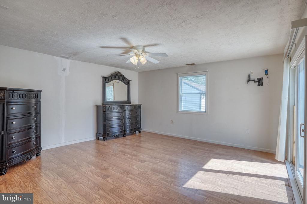 281 SYCAMORE ROAD